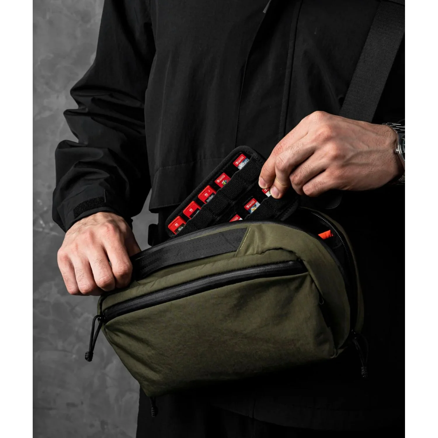 ALPAKA Eclipse Gaming Sling - Image 31