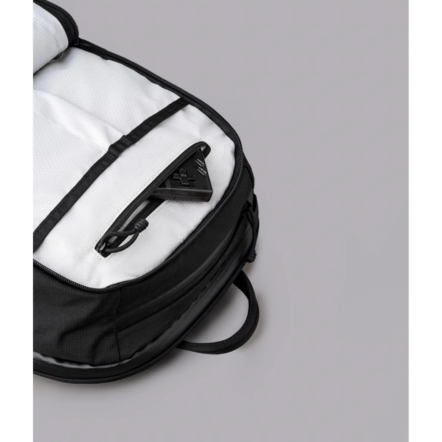 ALPAKA Elements Backpack Pro - Image 87