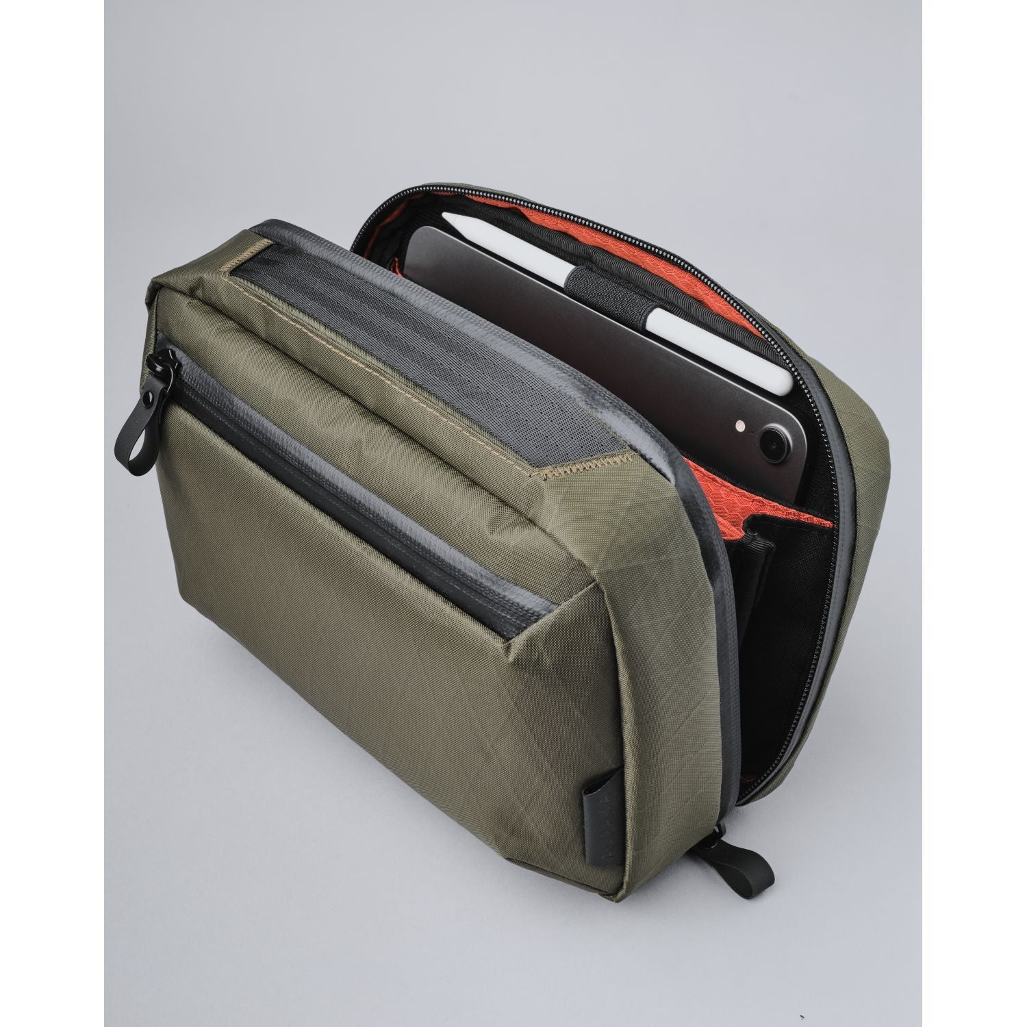 ALPAKA Elements Tech Case Sling Max - Image 11