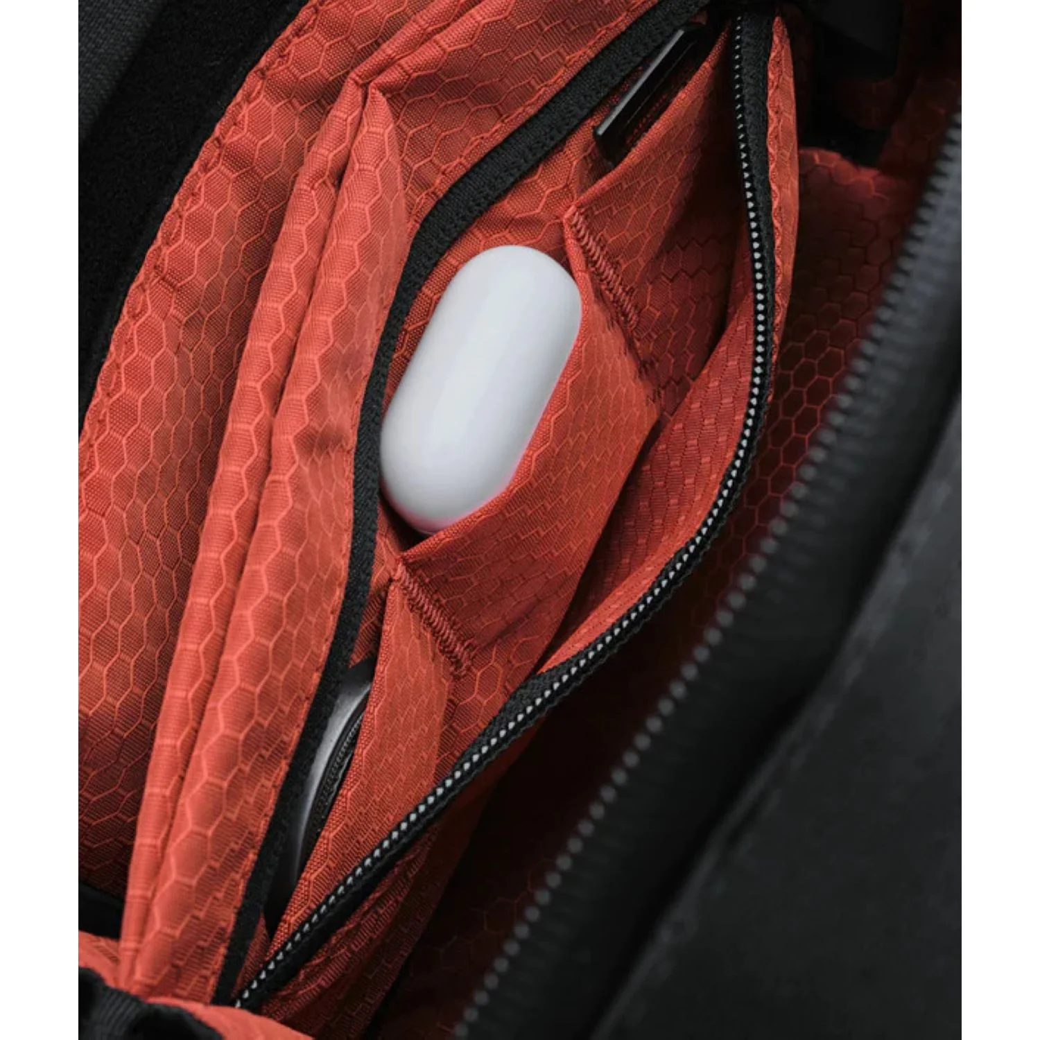 ALPAKA Elements Tech Case Sling Max - Image 6