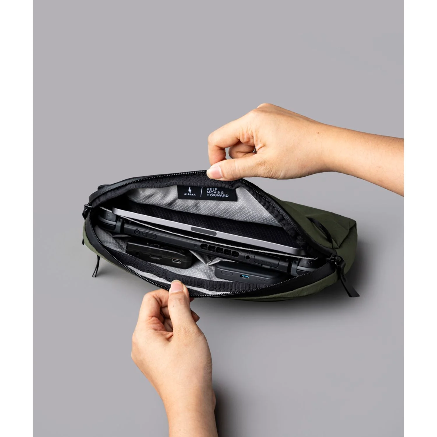 ALPAKA Flight Sling - Image 97