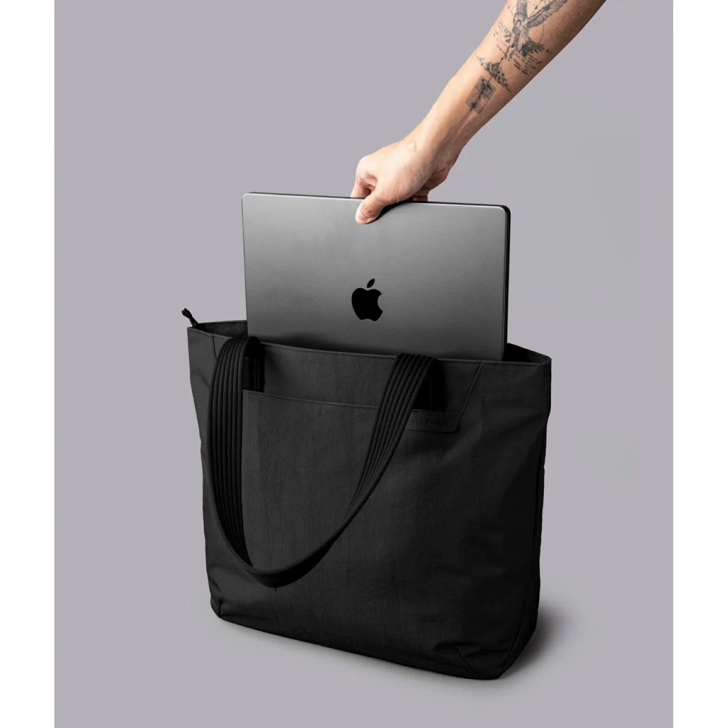 ALPAKA Flight Tote Bag (L) - Image 5
