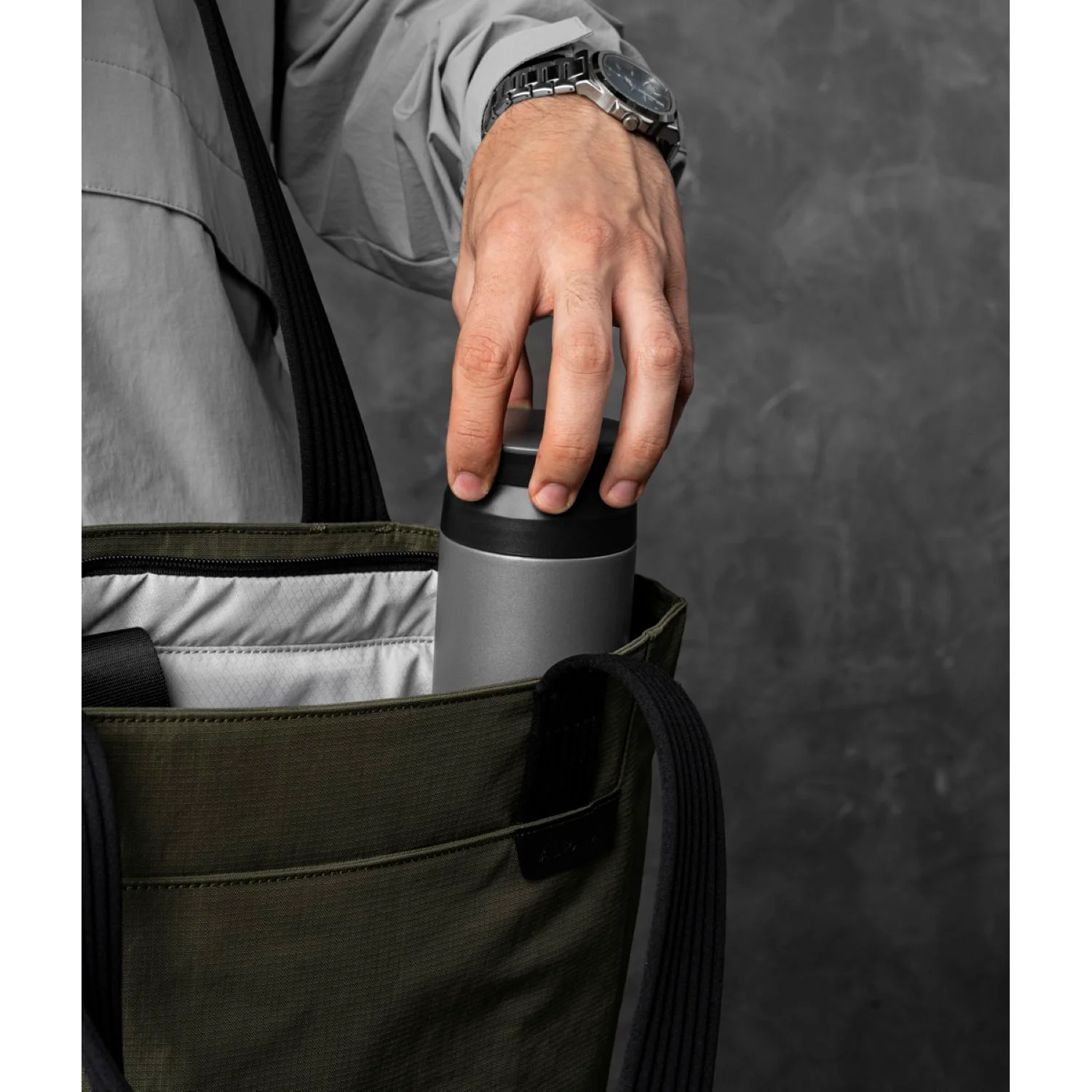 ALPAKA Flight Tote Bag (L) - Image 73