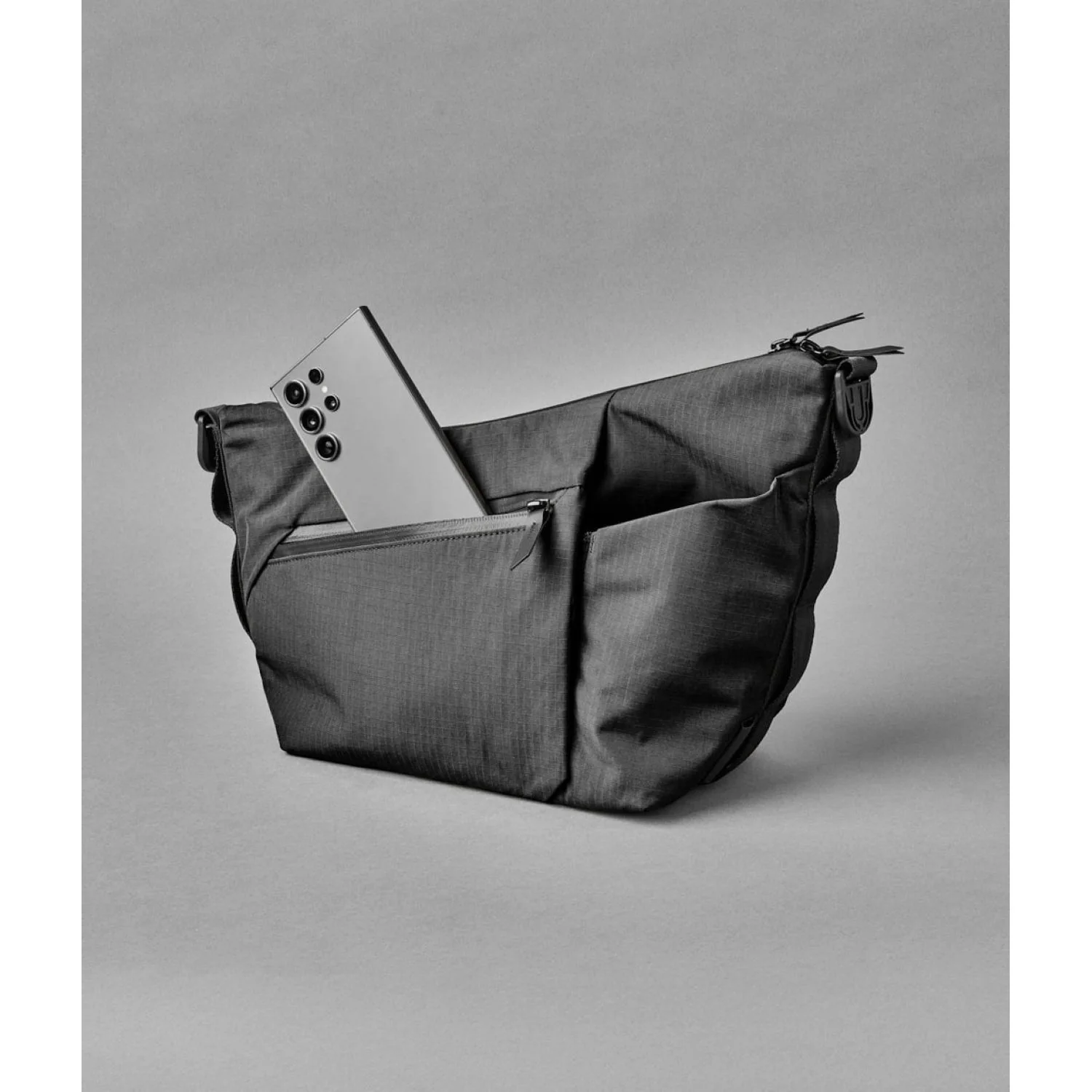 ALPAKA Flow Satchel - Image 4