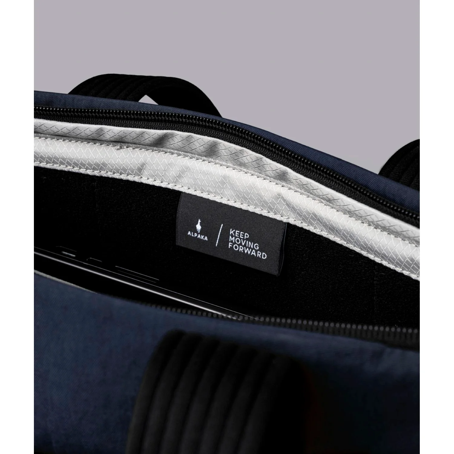 ALPAKA Flow Tote Pack - Image 102