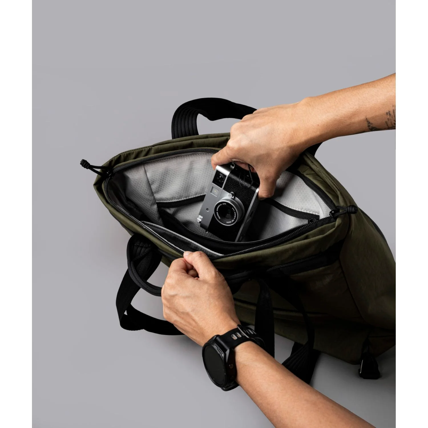 ALPAKA Flow Tote Pack - Image 58