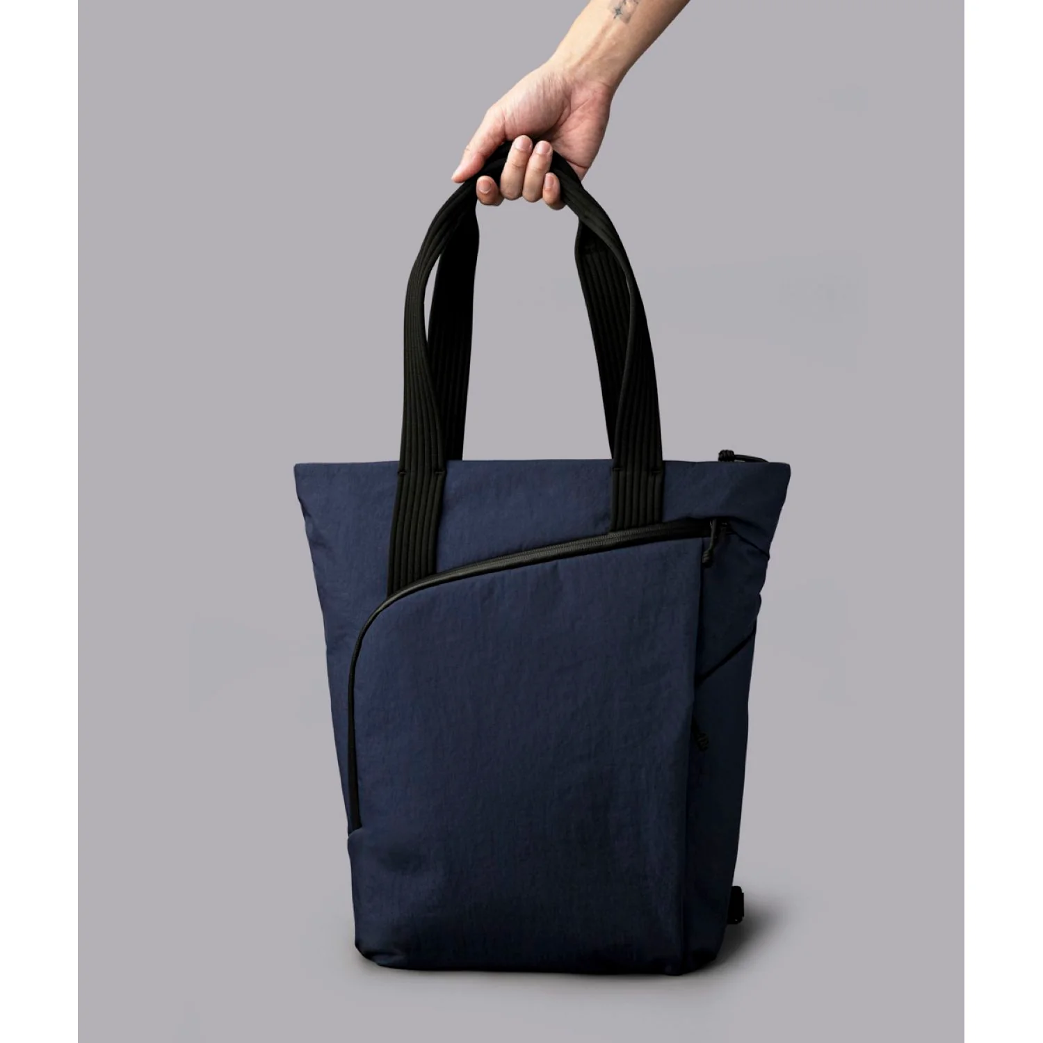 ALPAKA Flow Tote Pack - Image 81
