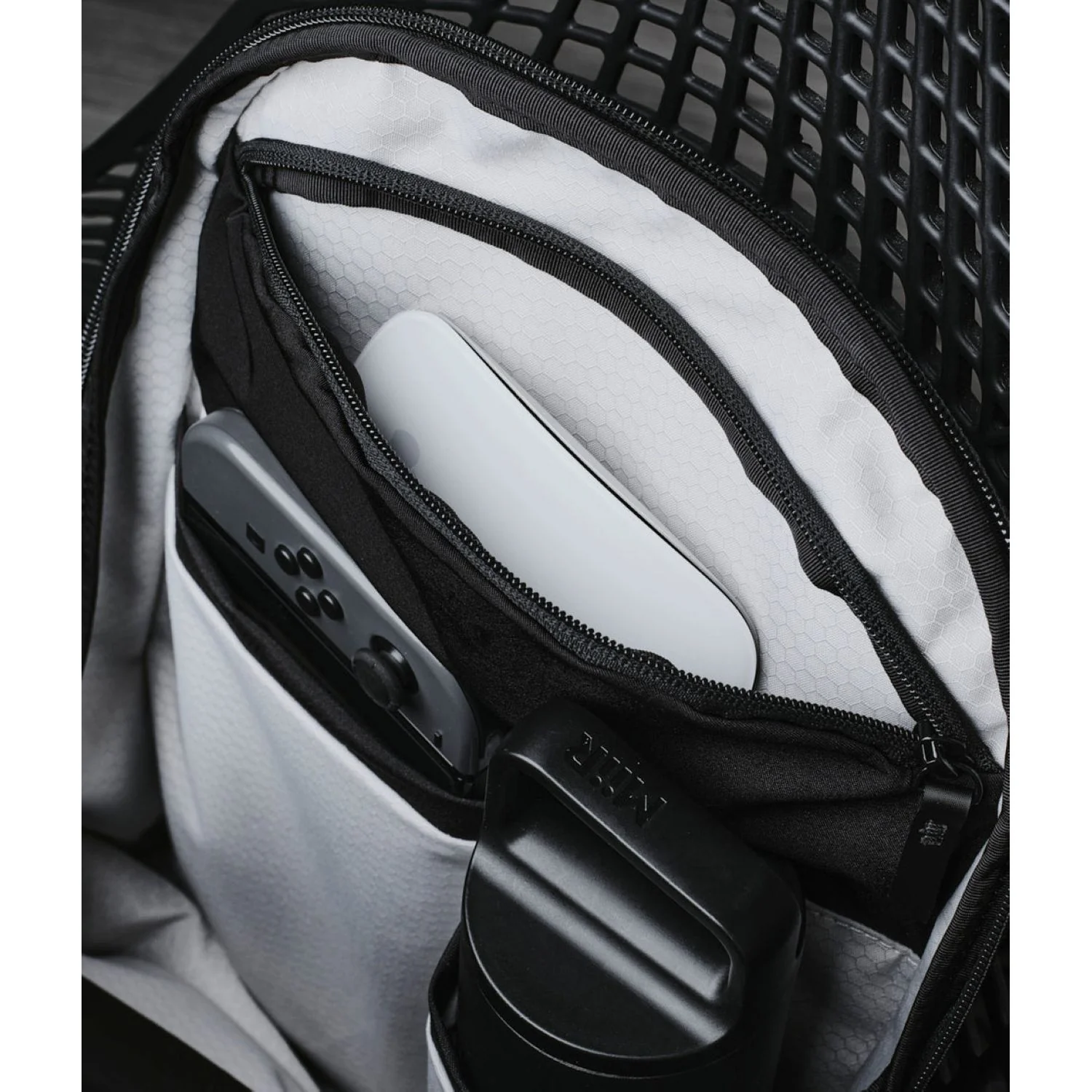 ALPAKA Metro Backpack - Image 17