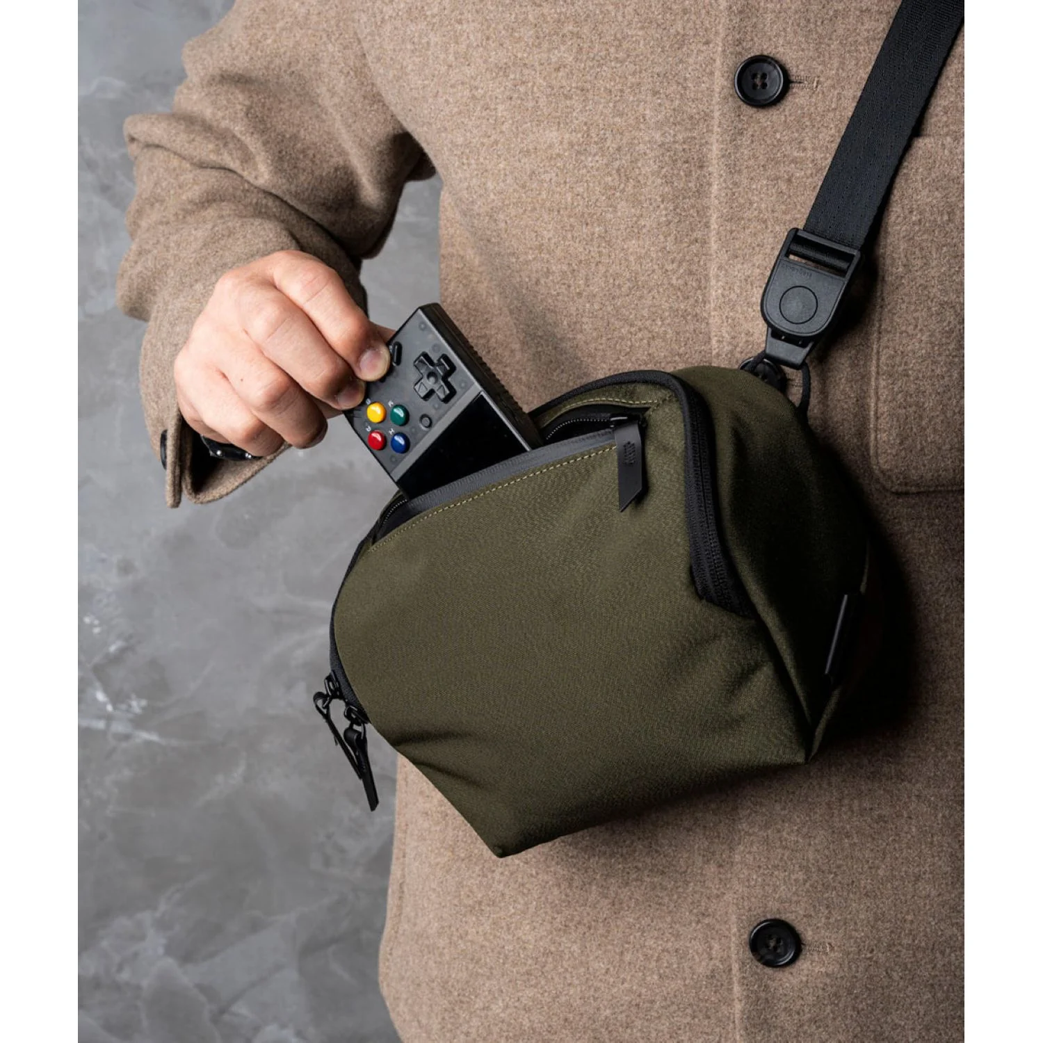 ALPAKA Vertex Pouch Mini 2L - Image 8