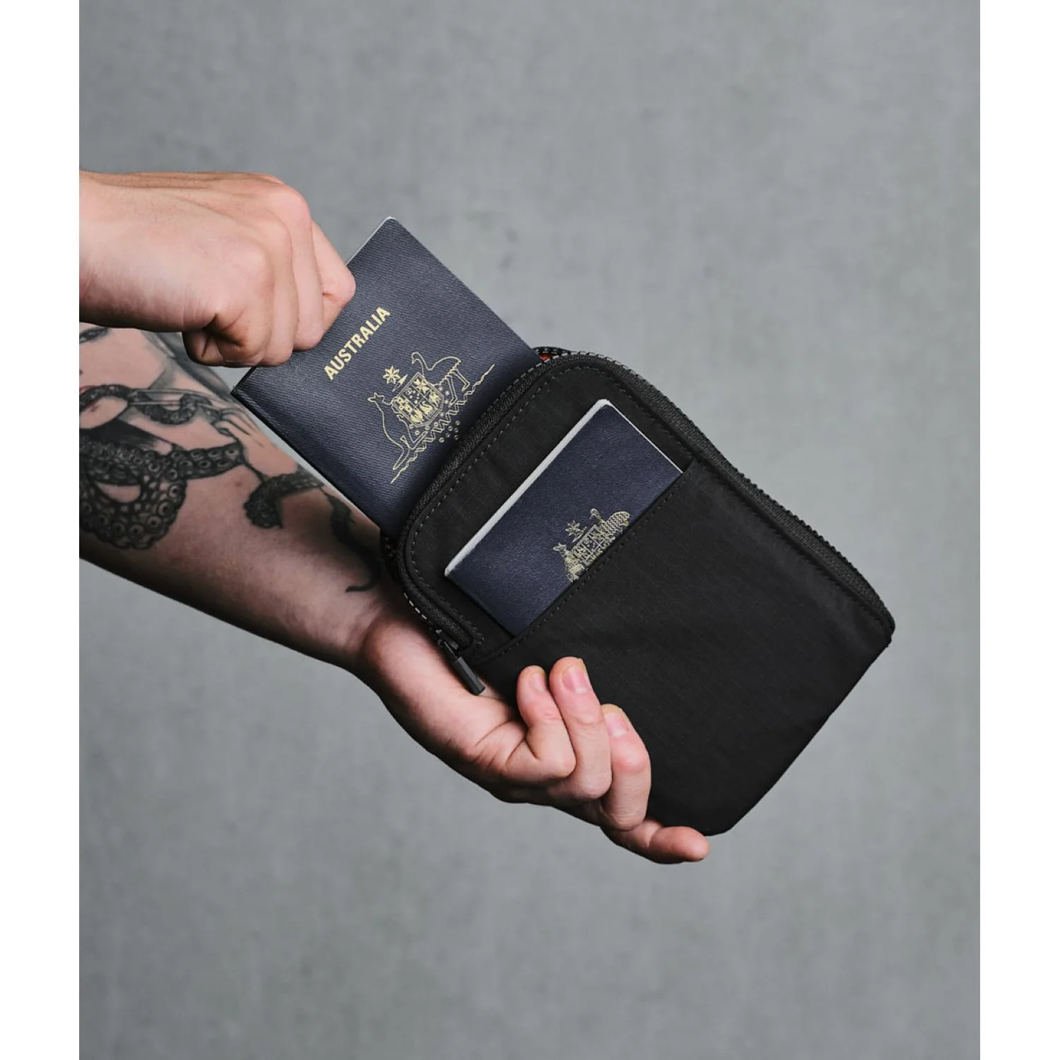 ALPAKA Zip Travel Wallet - Image 8