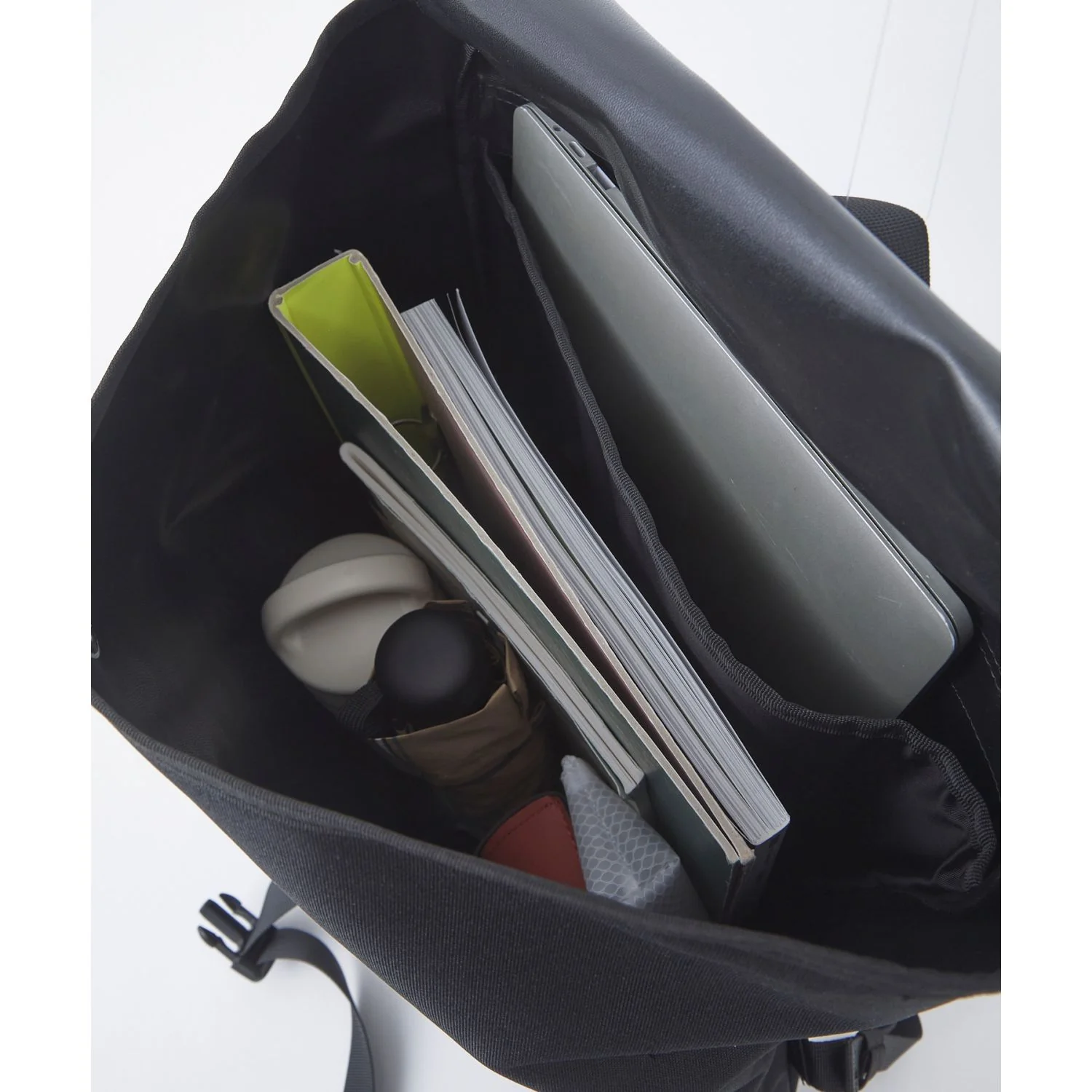 Anello Kuro Flappy Backpack - Image 9