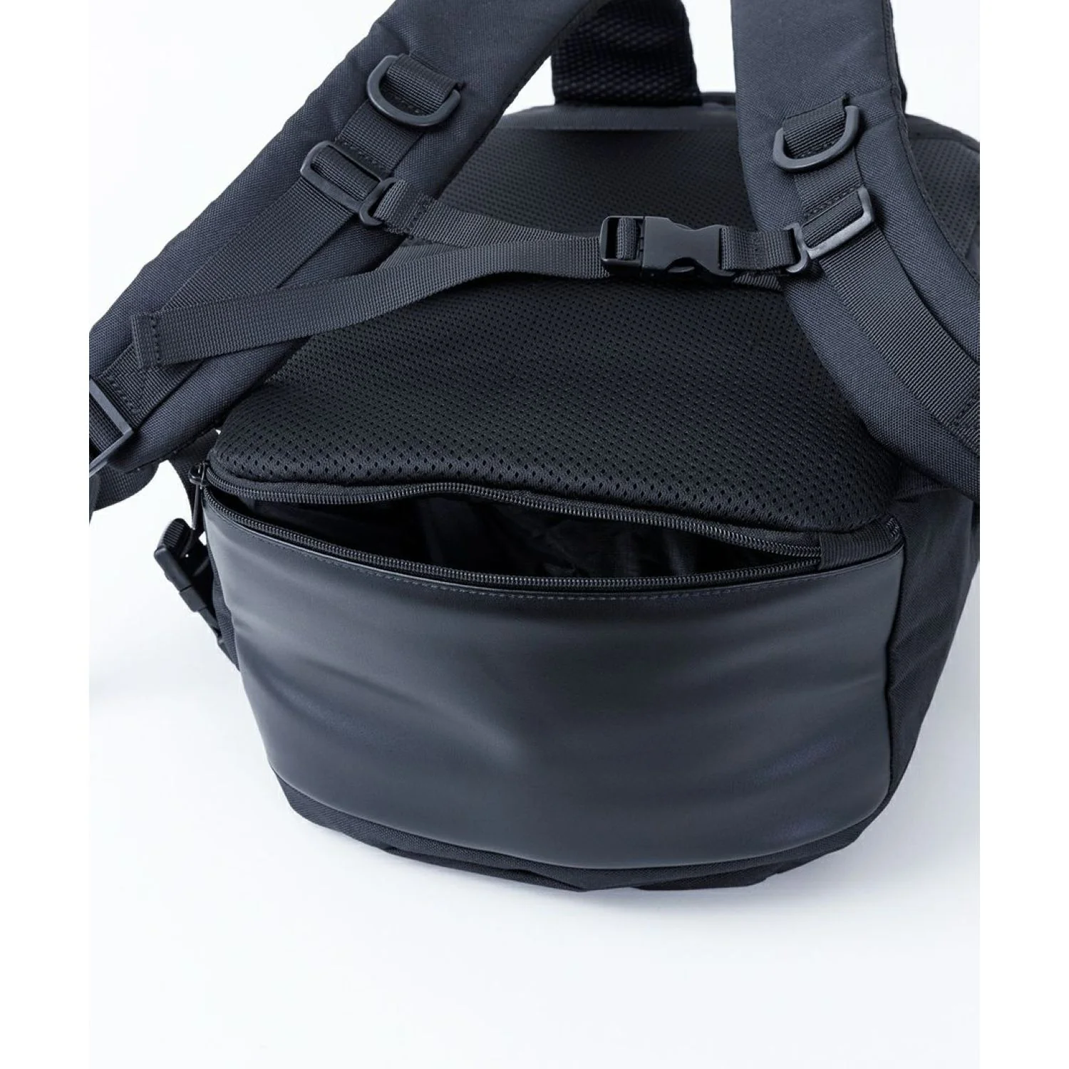 Anello Solid Multi Functional Backpack - Image 15