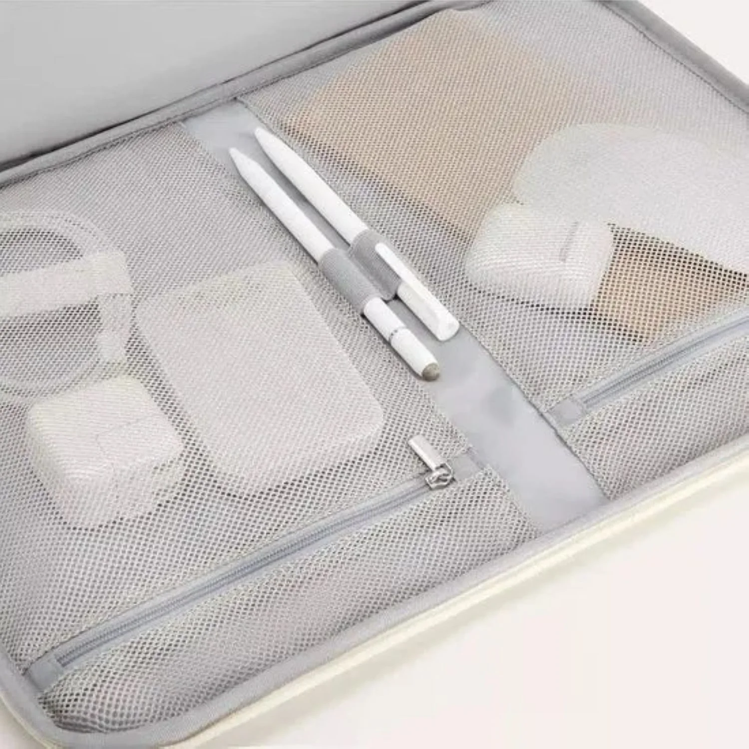 Bagsmart Bubble Laptop Sleeve Pro 15.6" - Image 10