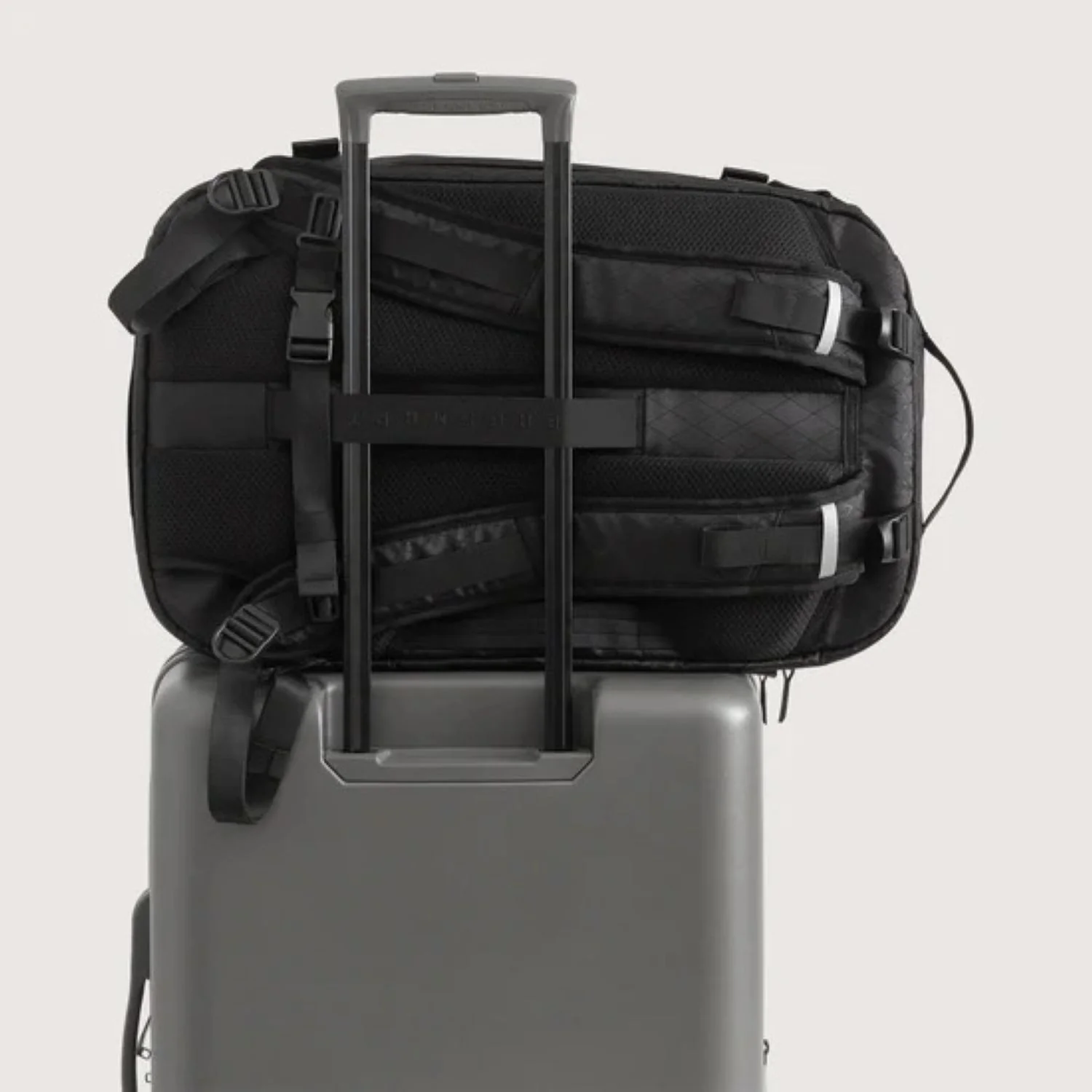 Bagsmart Dense City Commute Backpack 24L - Image 8