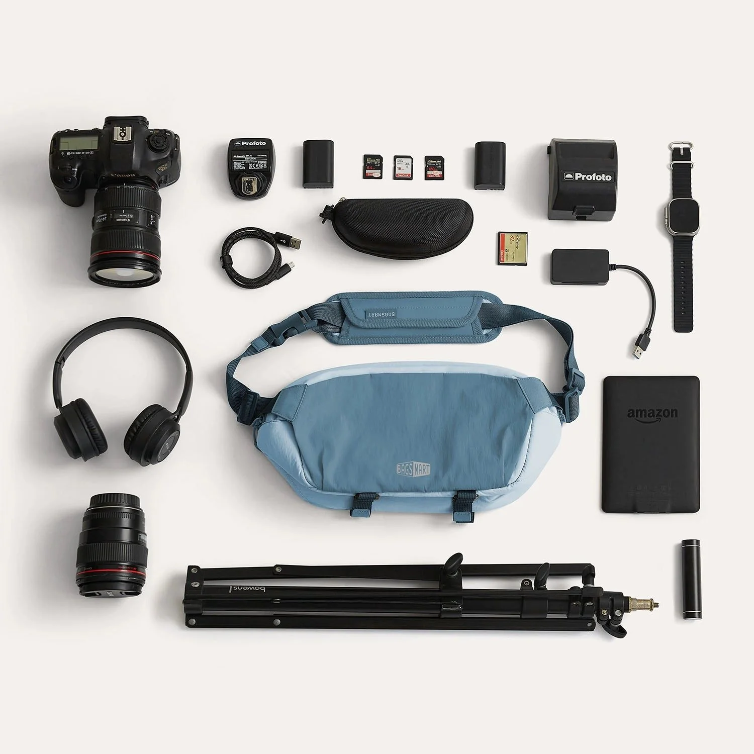 Bagsmart Soar Camera Sling Bag With Tripod Holder 6L - Image 44