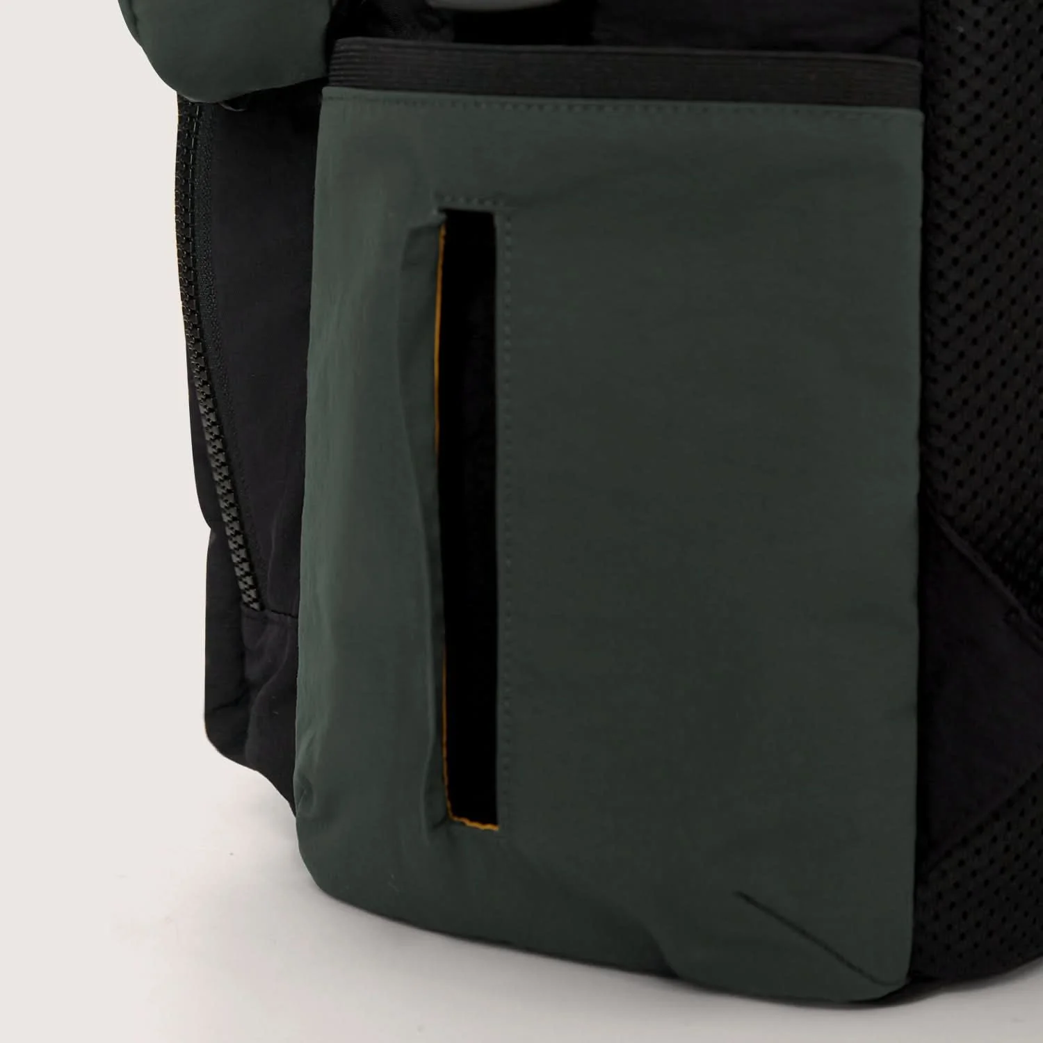 Bagsmart Walker Featherlight Travel Diaper Backpack 25L - Image 7