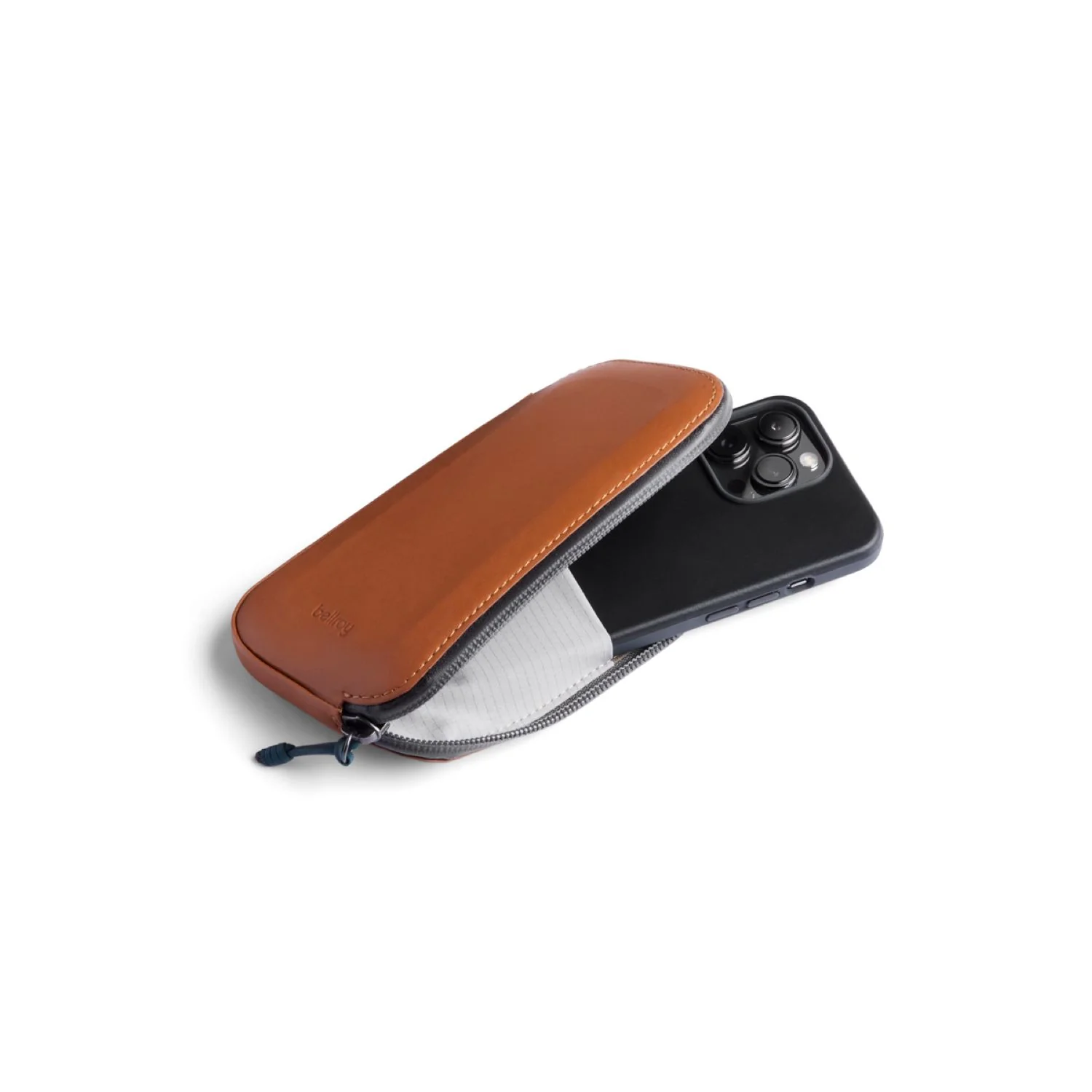 Bellroy All Conditions Phone Pocket Leather - Image 3