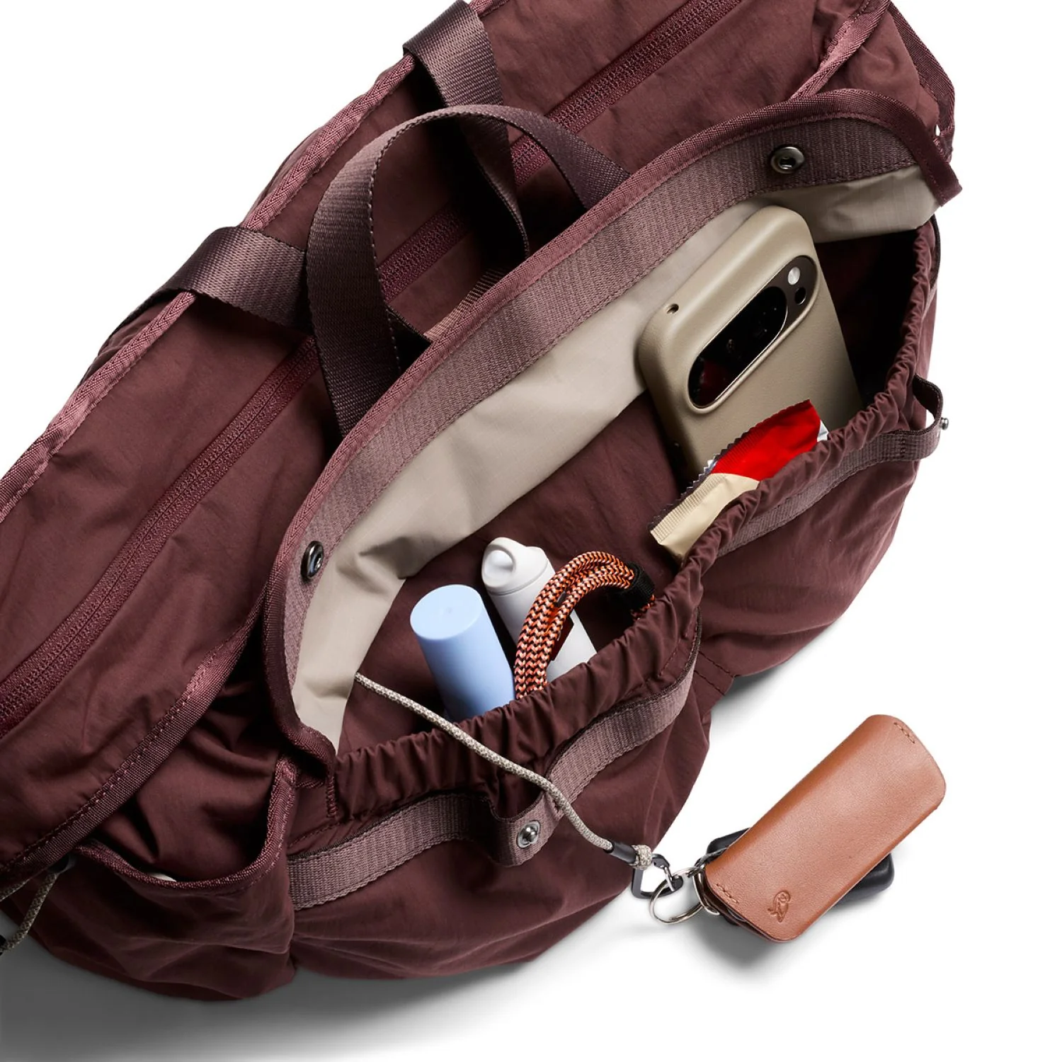 Bellroy Cinch Carryall - Image 13