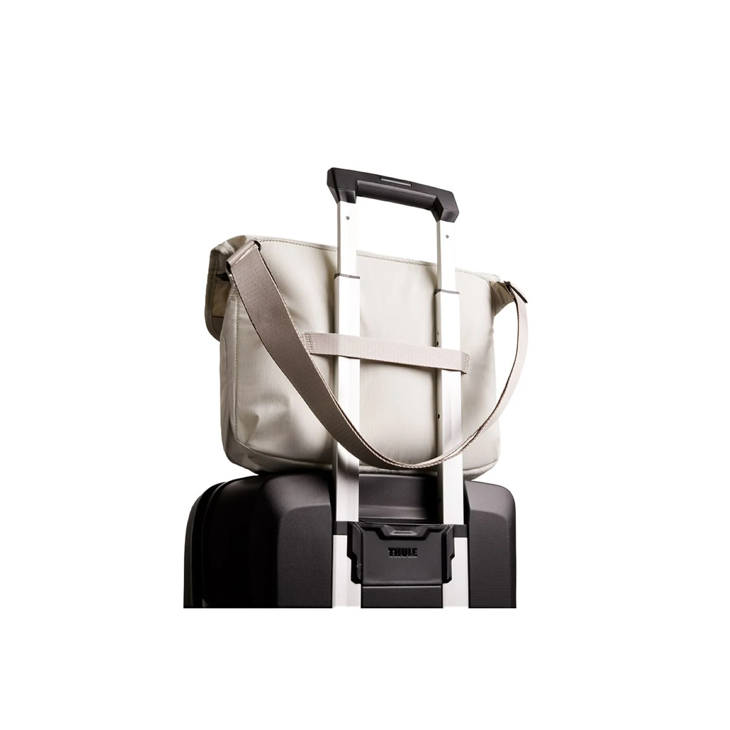 Bellroy Cinch Messenger Bag - Image 34