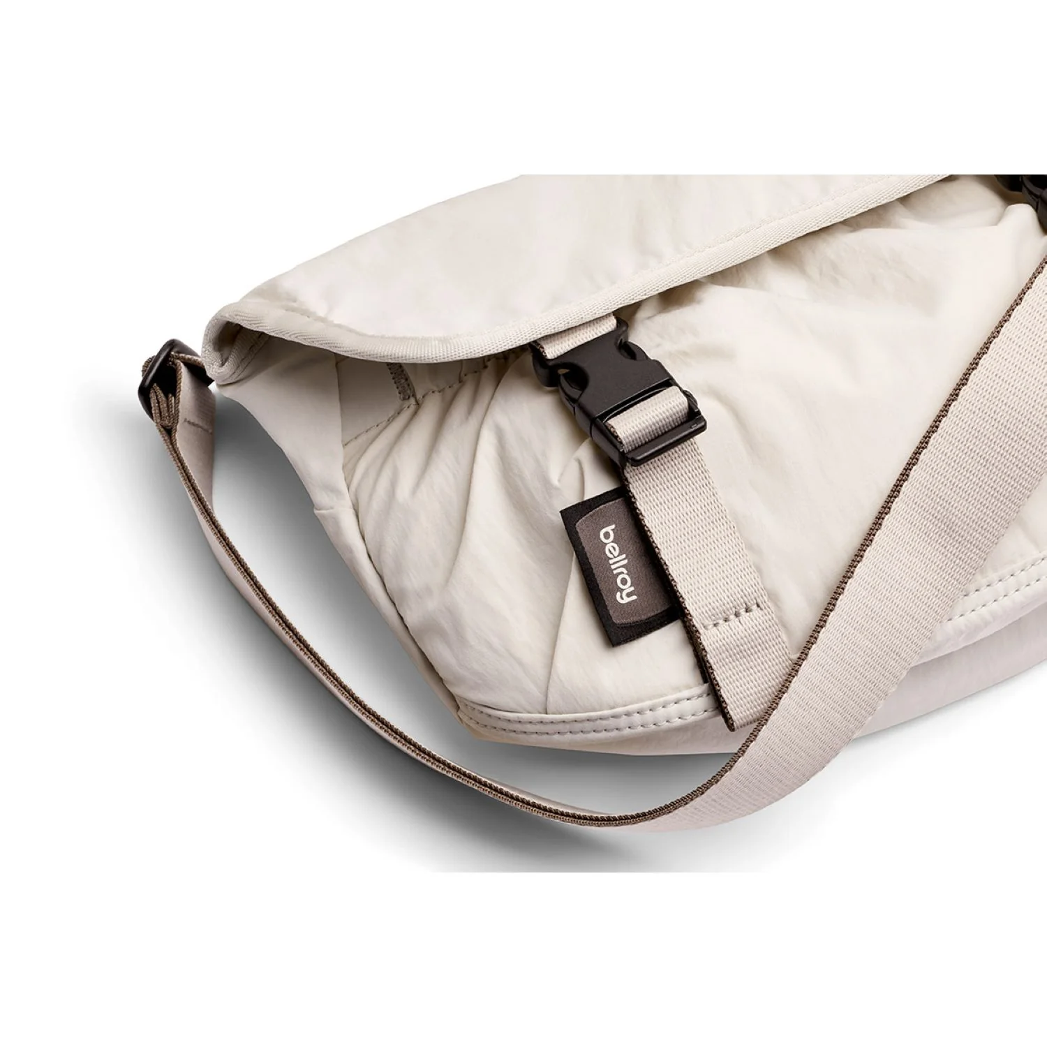 Bellroy Cinch Mini Messenger Bag - Image 31