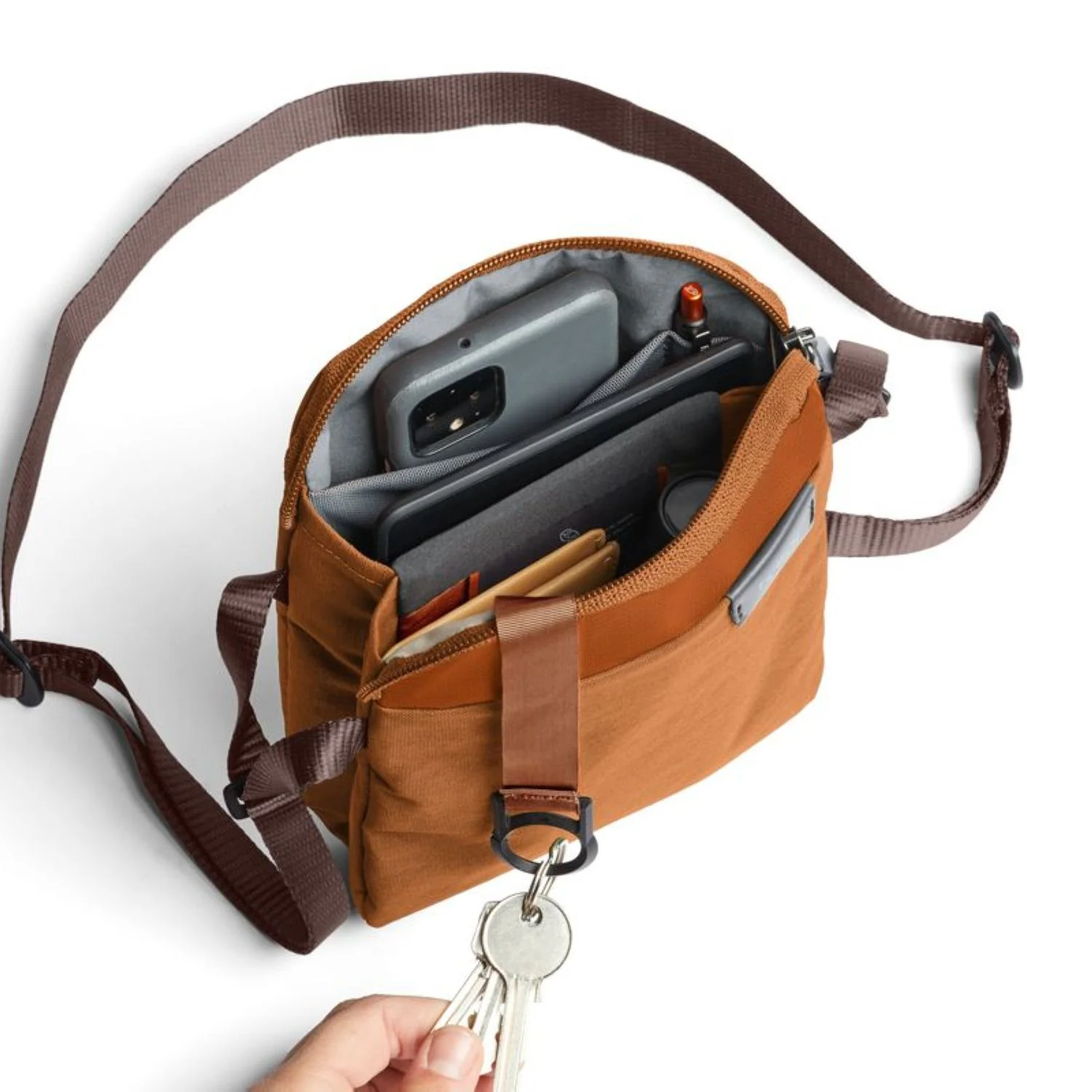 Bellroy City Pouch - Image 4