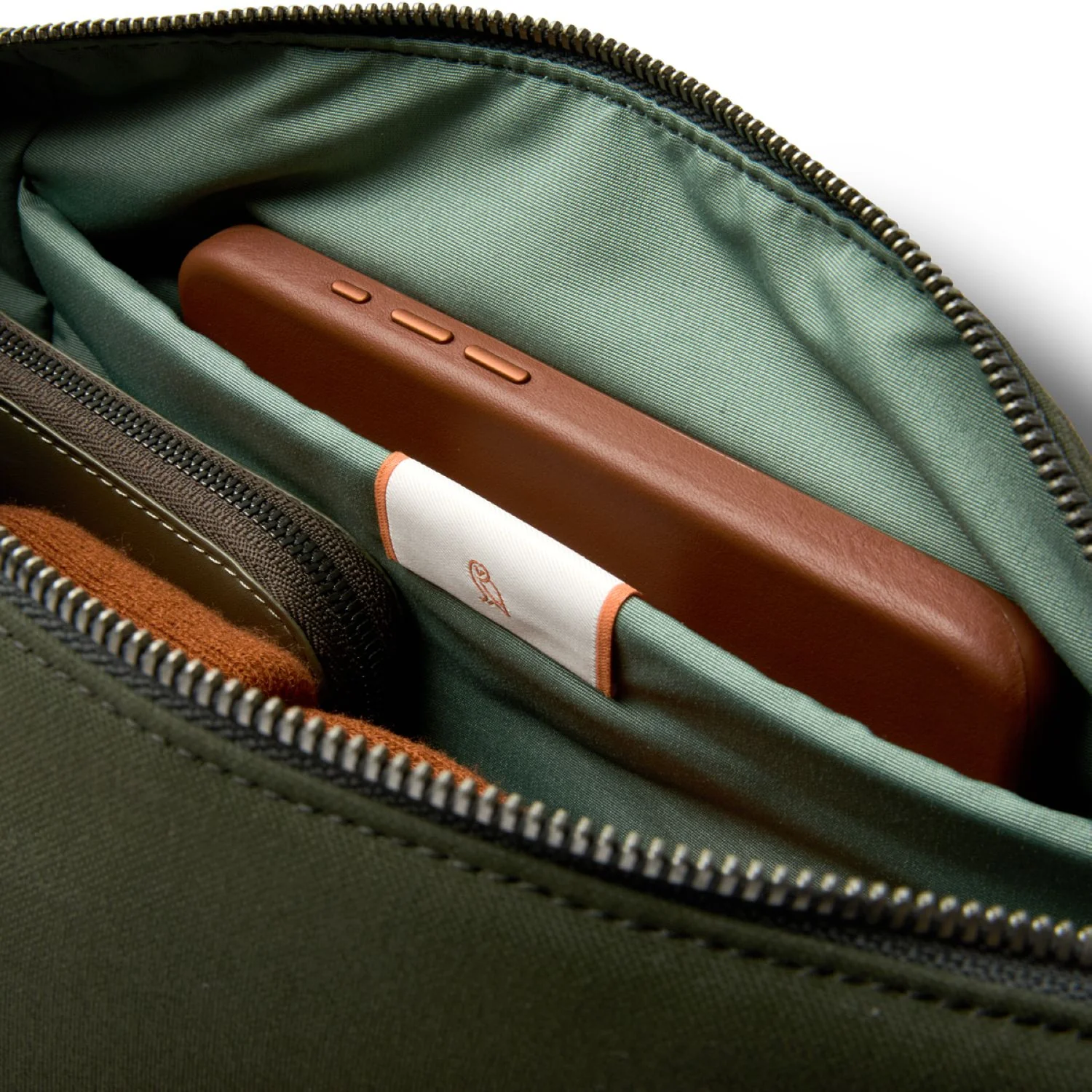 Bellroy Classic Sling 7L - Image 20