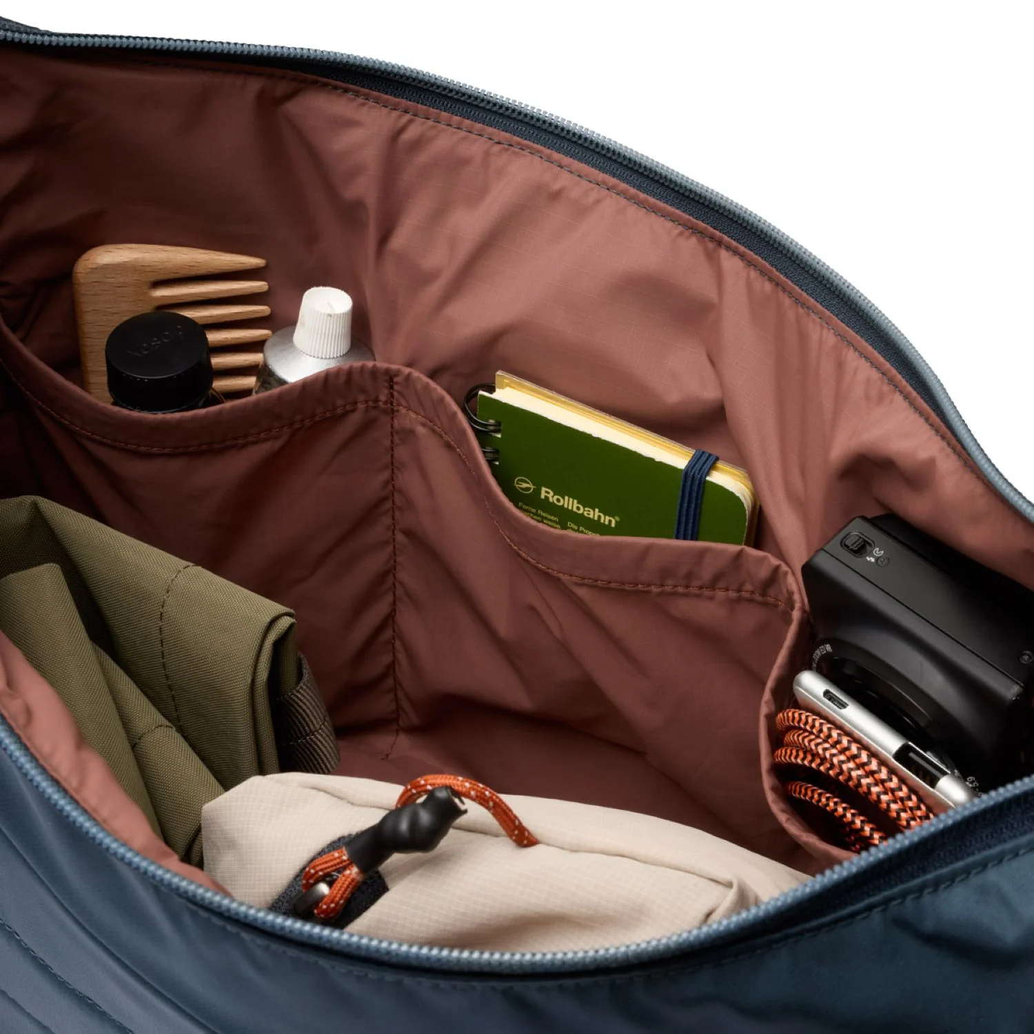 Bellroy Laneway Crescent Bag 12L - Image 5