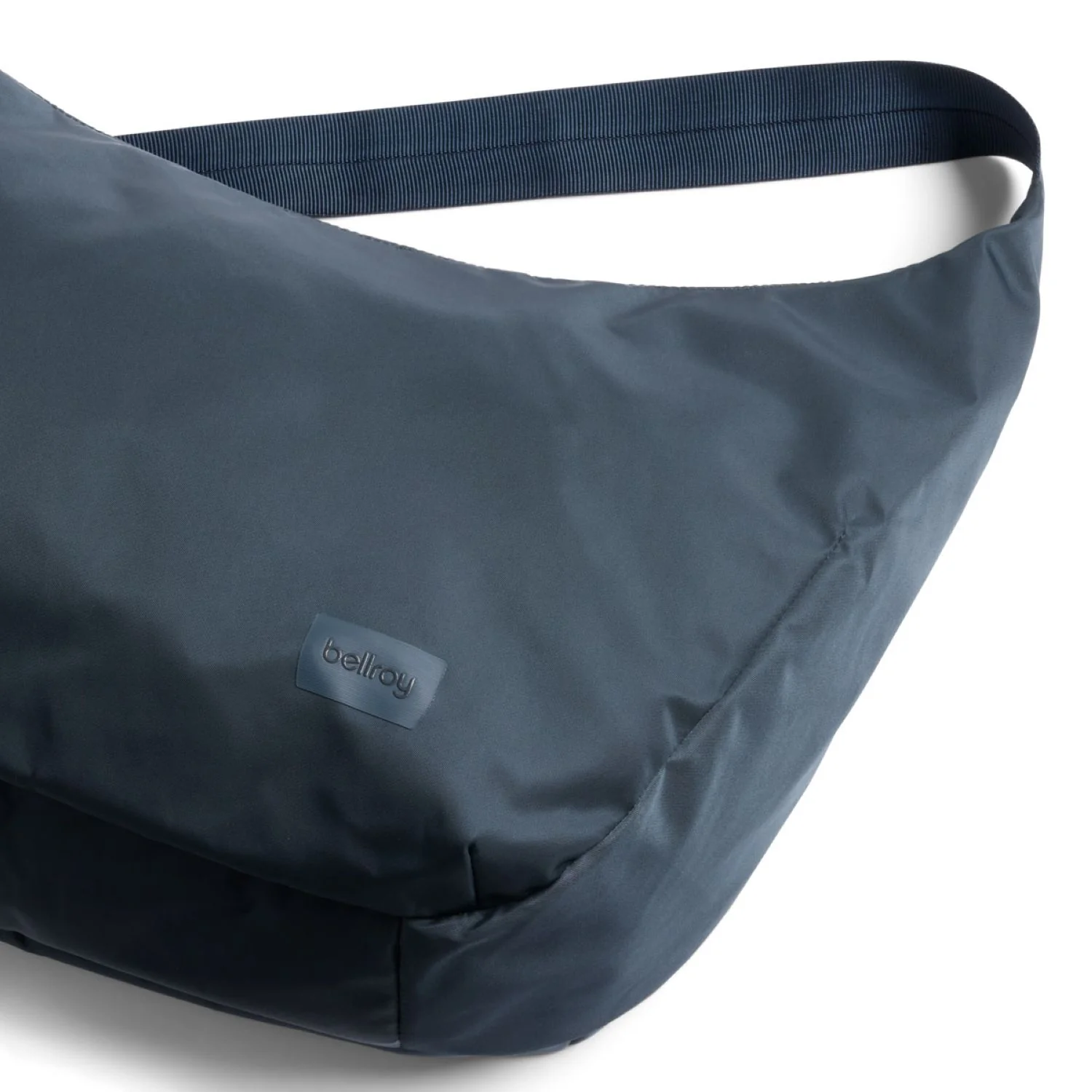 Bellroy Laneway Crescent Bag 12L - Image 7