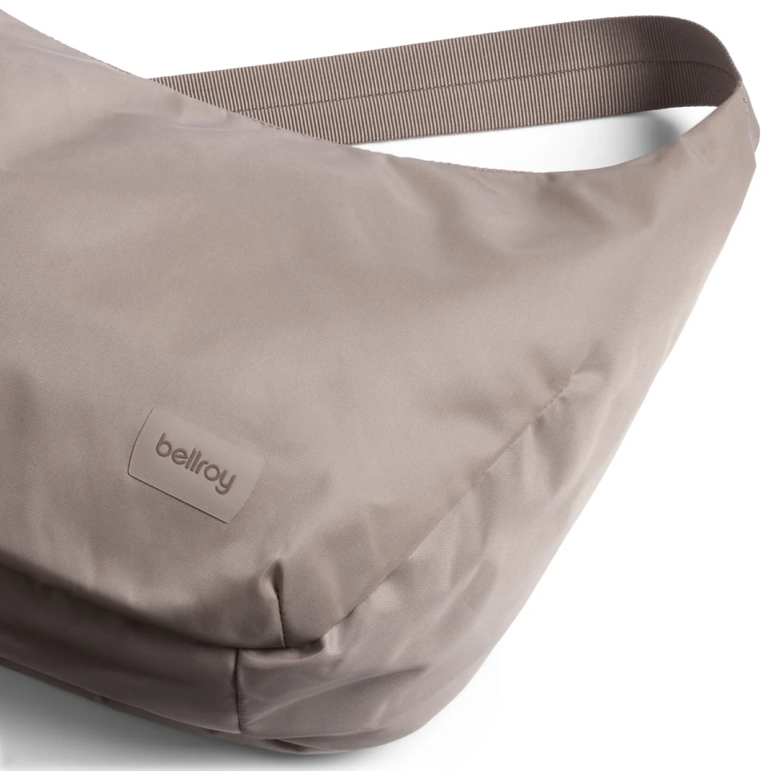 Bellroy Laneway Crescent Bag 7L - Image 16