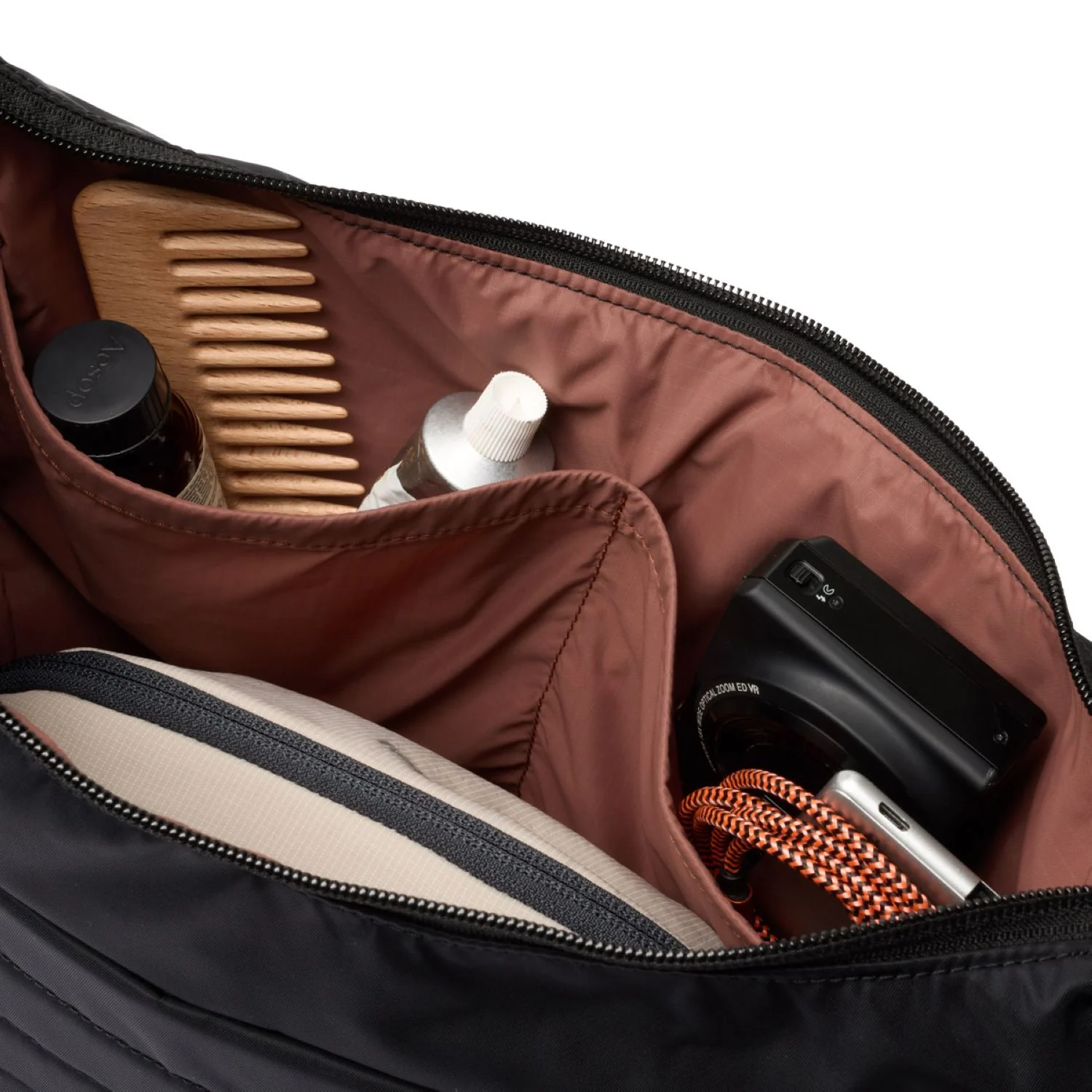 Bellroy Laneway Crescent Bag 7L - Image 23