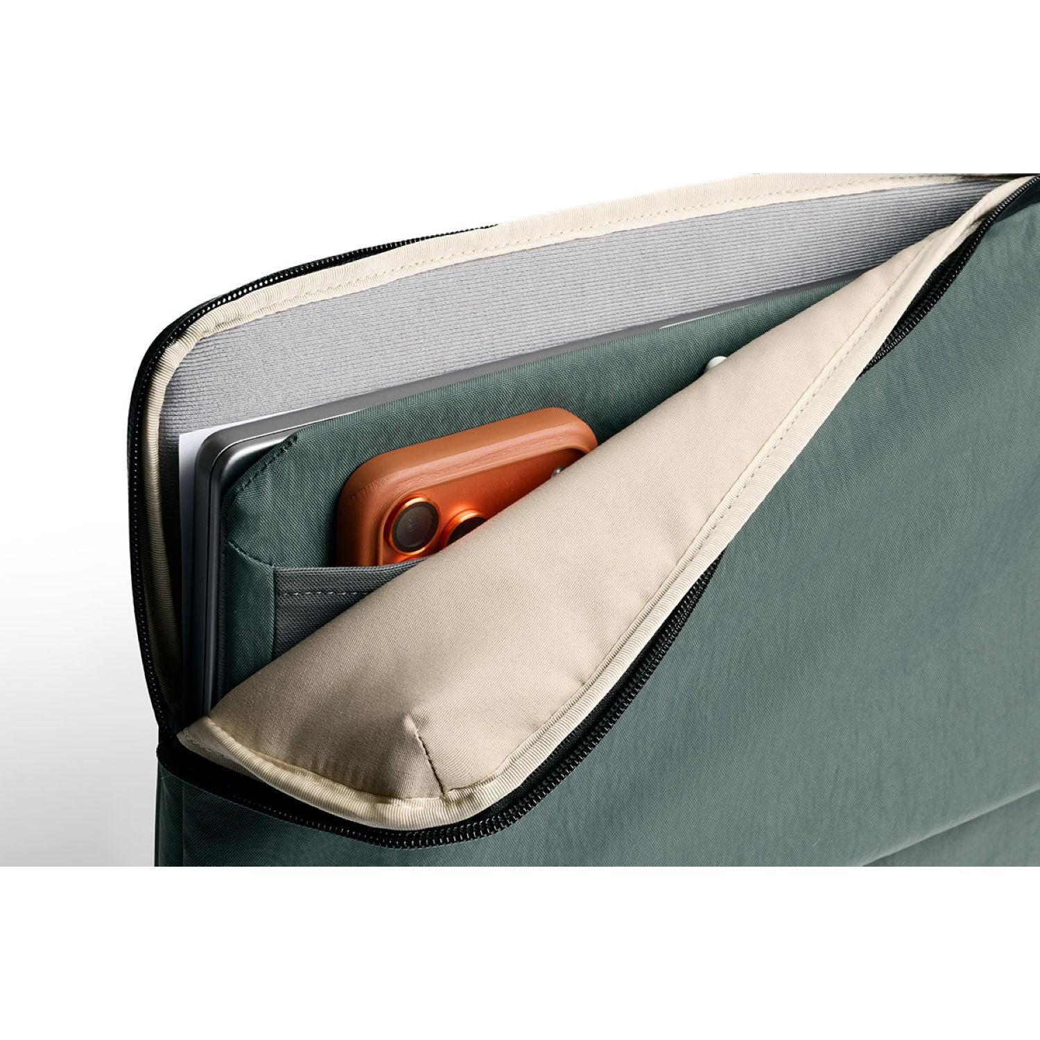 Bellroy Laptop Caddy 14" - Image 38