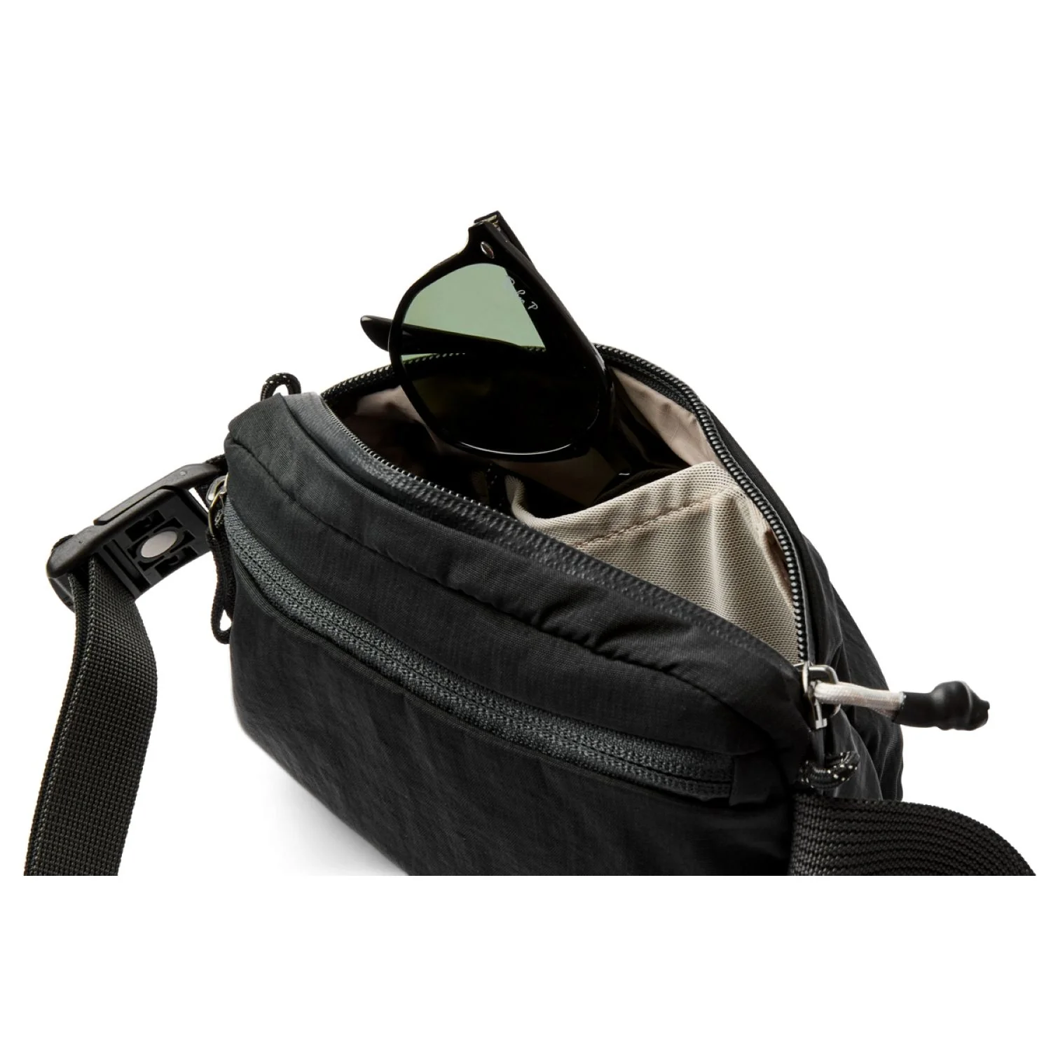 Bellroy Lite Belt Bag - Image 17