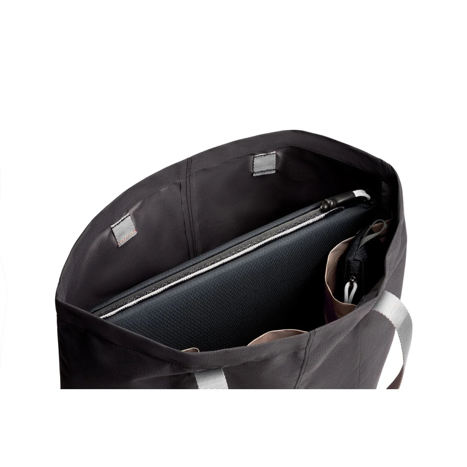 Bellroy Lite Laptop Sleeve 16" - Image 38
