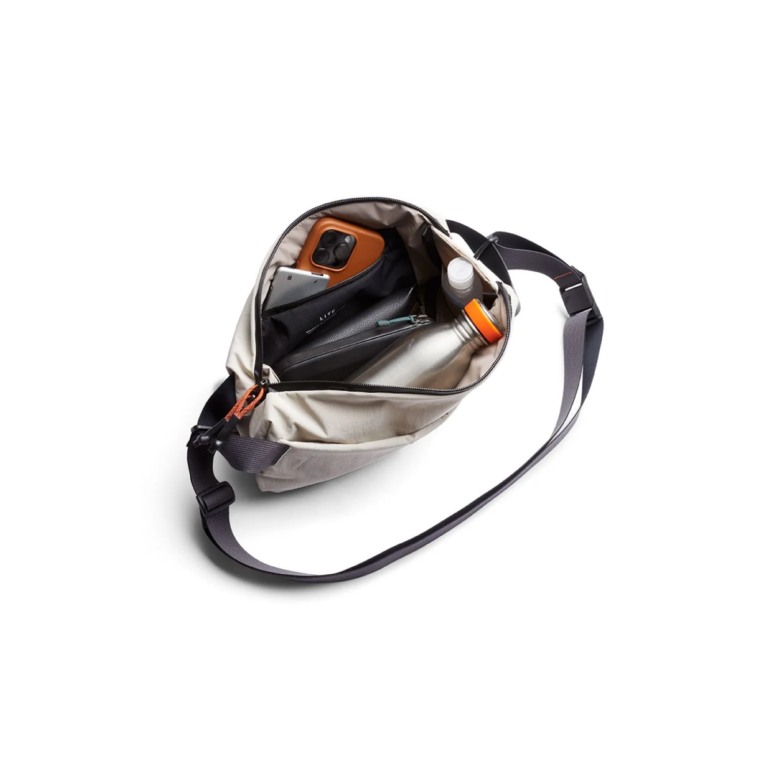 Bellroy Lite Sling - Image 47