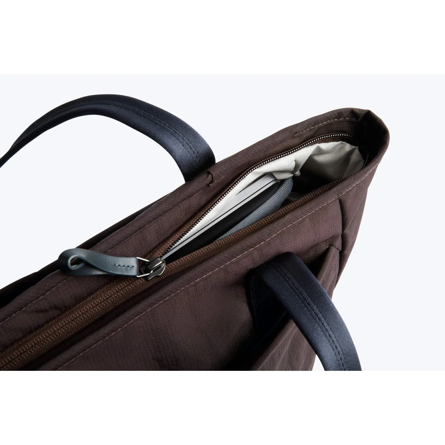 Bellroy Tokyo Wonder Tote 15L - Image 4