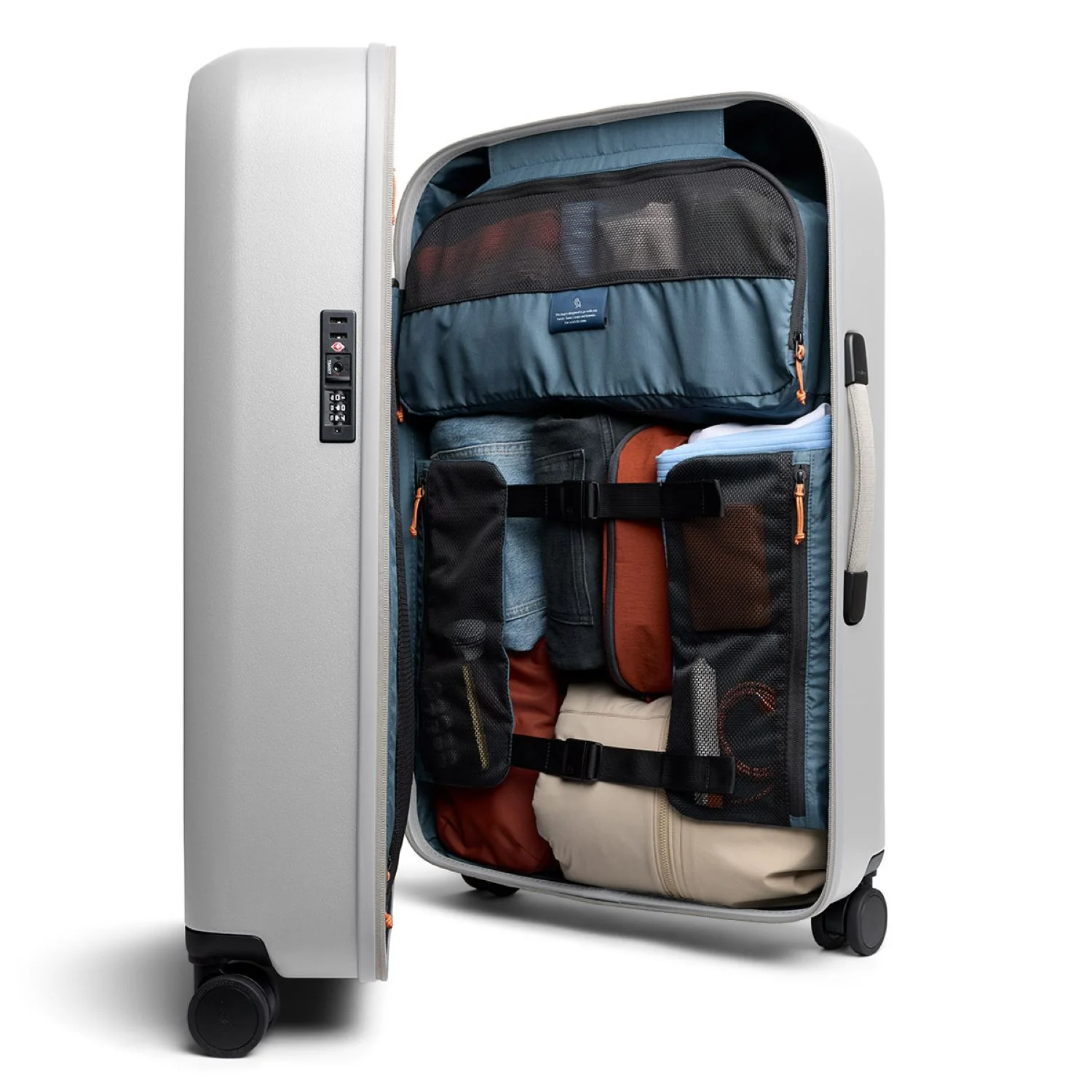 Bellroy Transit Check-In Large - Image 3
