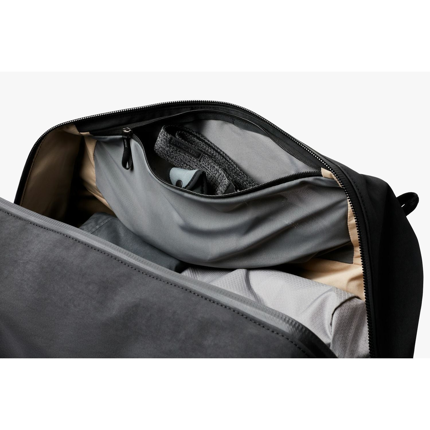 Bellroy Venture Duffel 40L - Image 46