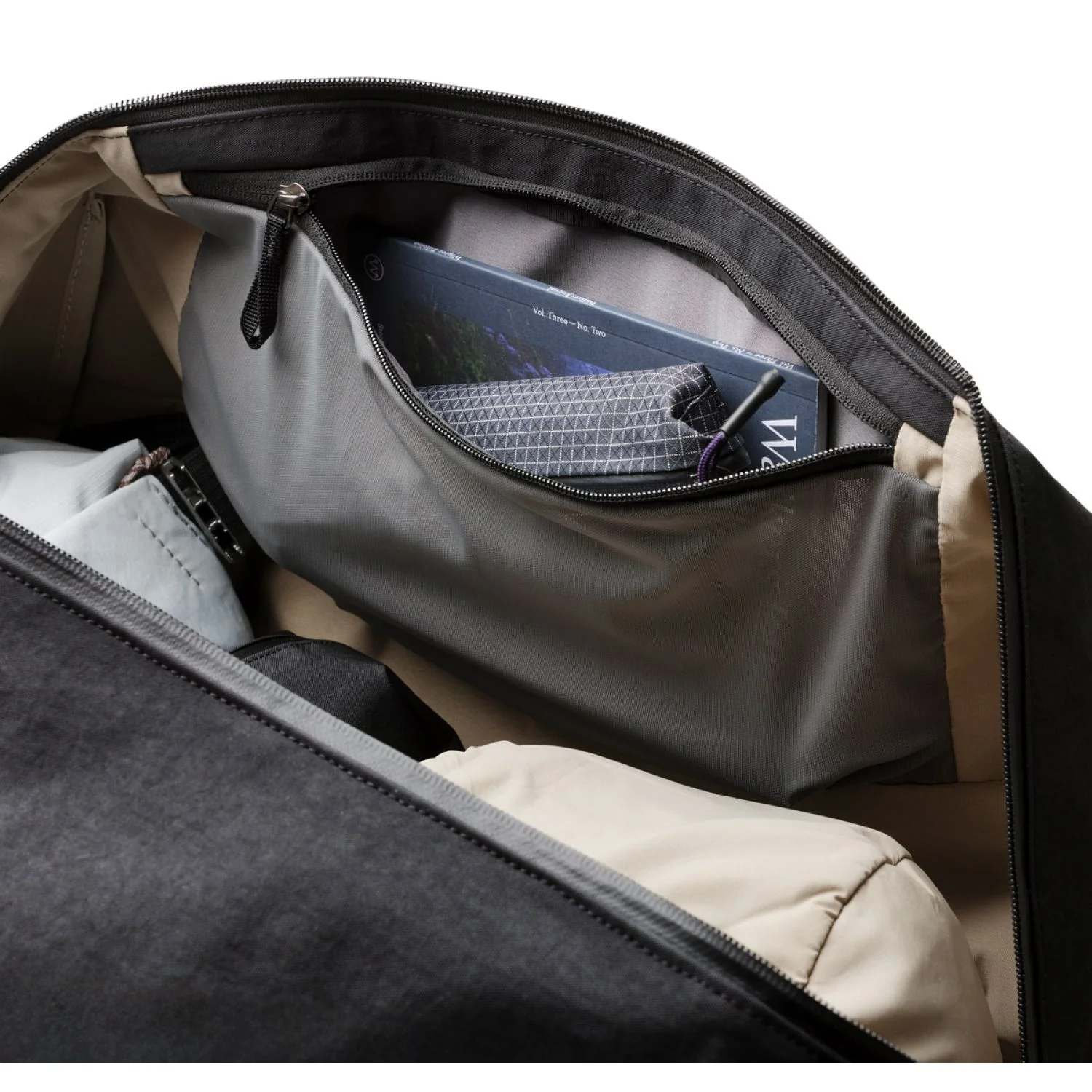 Bellroy Venture Ready Duffel 55L - Image 21