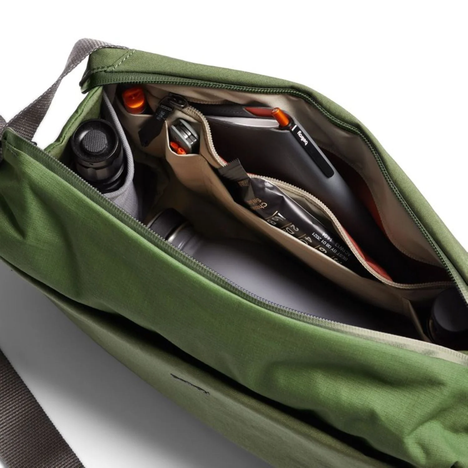Bellroy Venture Sling 9L (SA) - Image 38