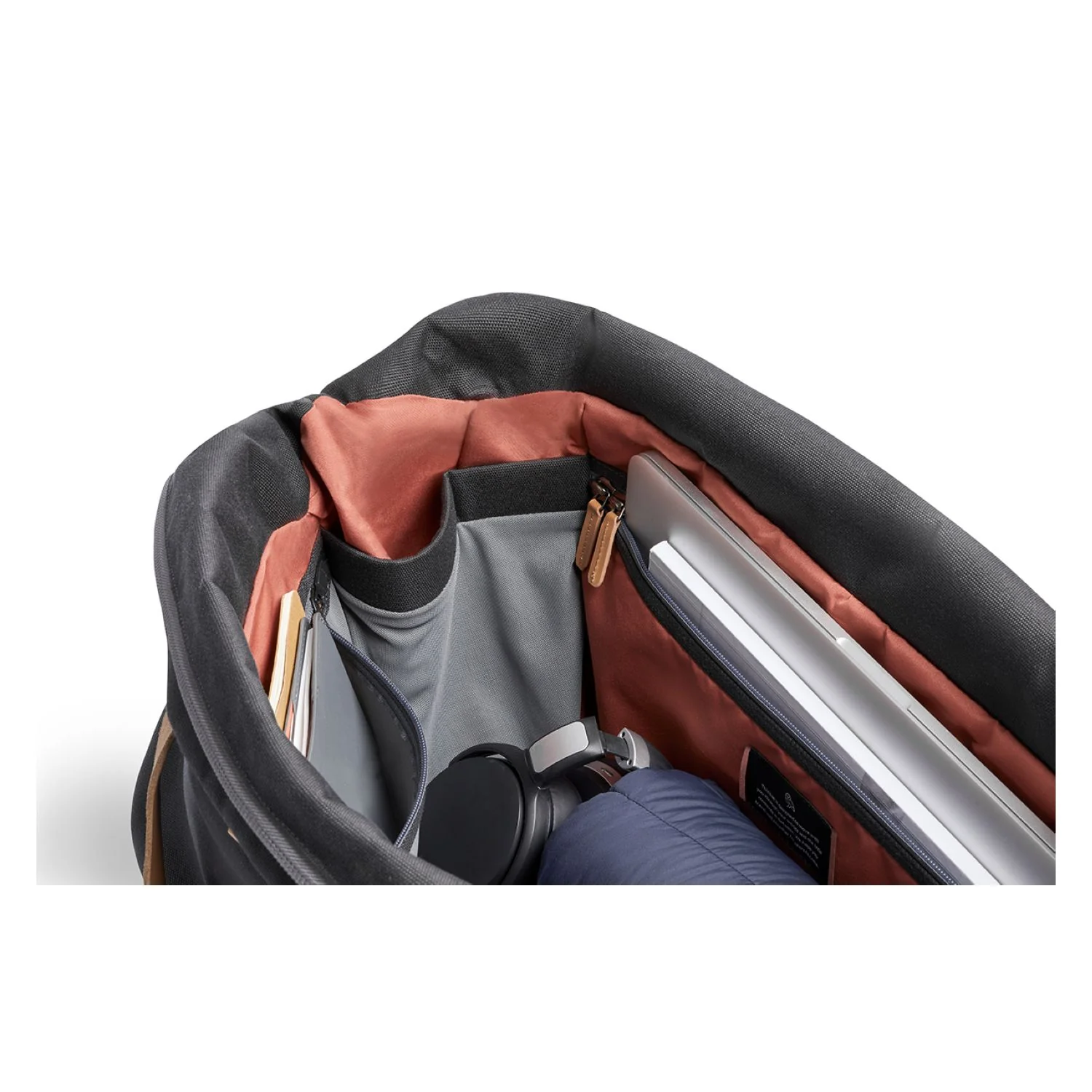 Bellroy Weekender - Image 17