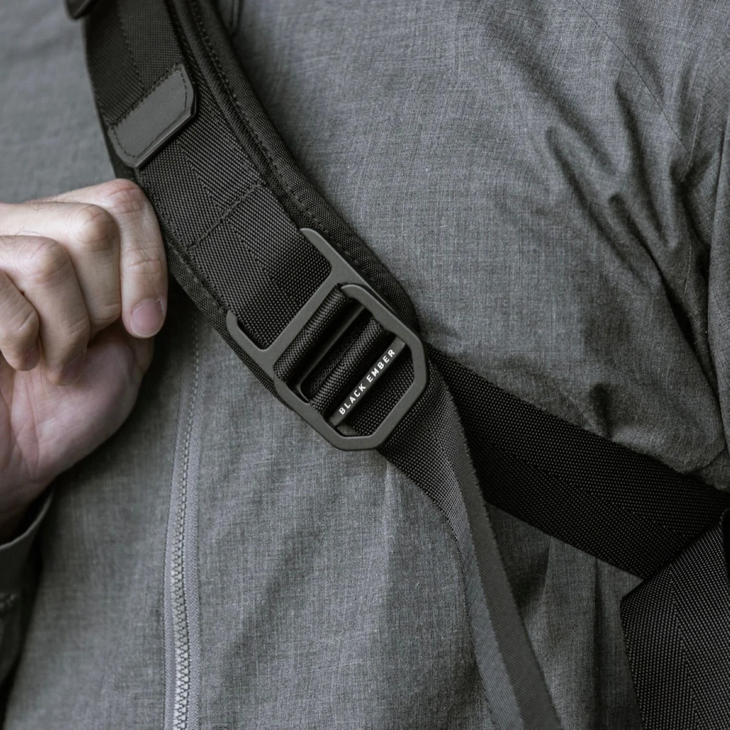 Black Ember 11" Tablet Grip Sling Bag 8L - Image 59