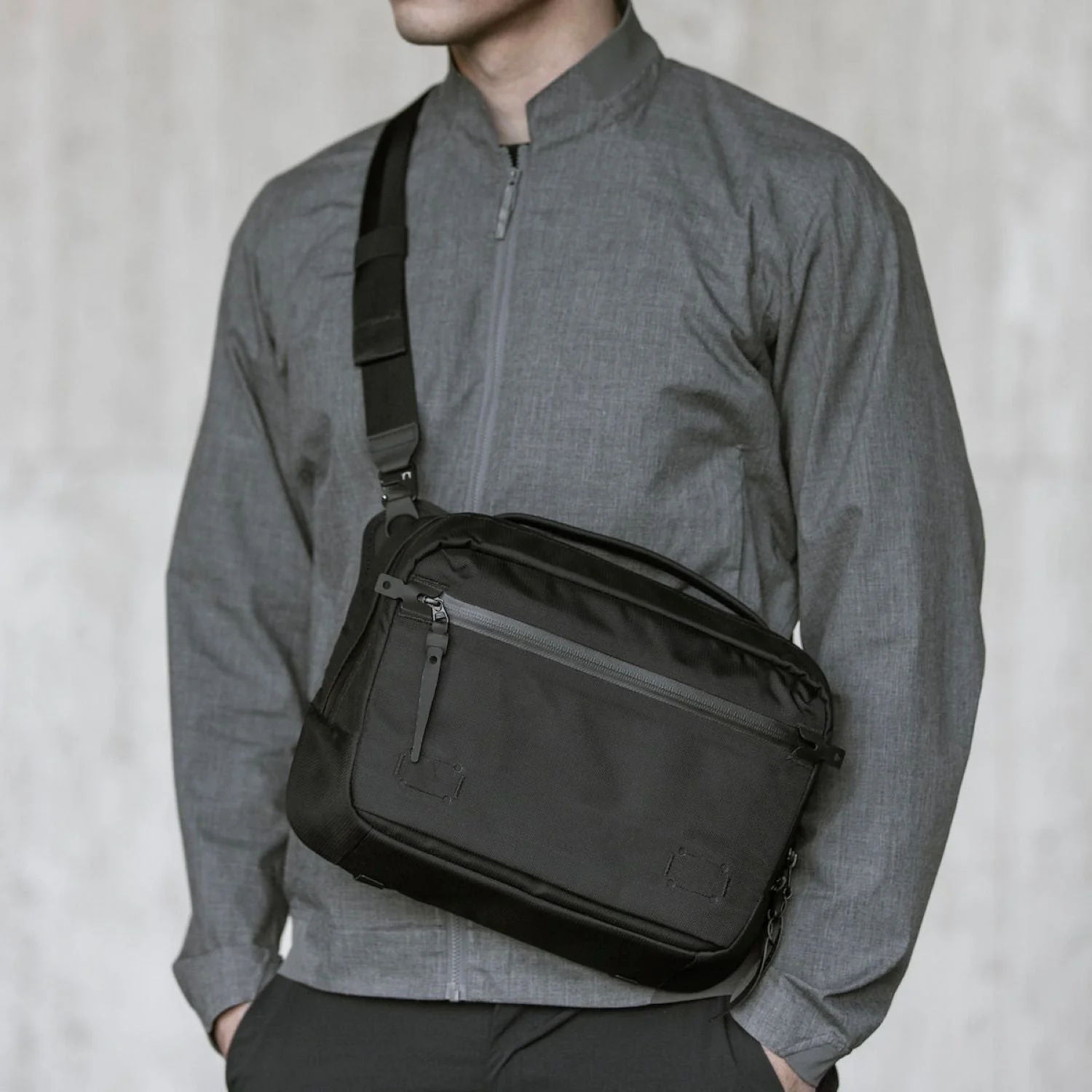 Black Ember 11" Tablet Grip Sling Bag 8L (SA) - Image 34