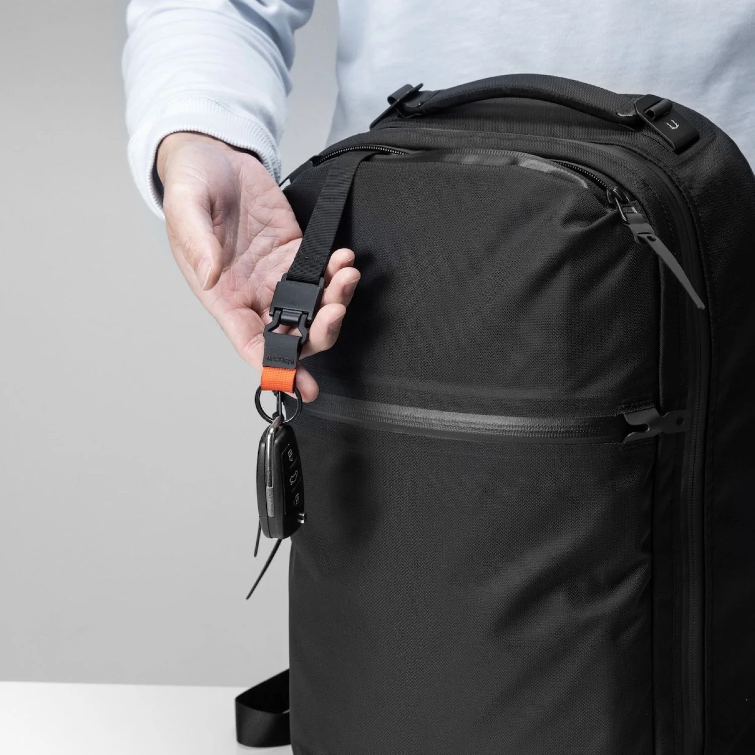Black Ember Citadel 20 13” Laptop Backpack - Image 11
