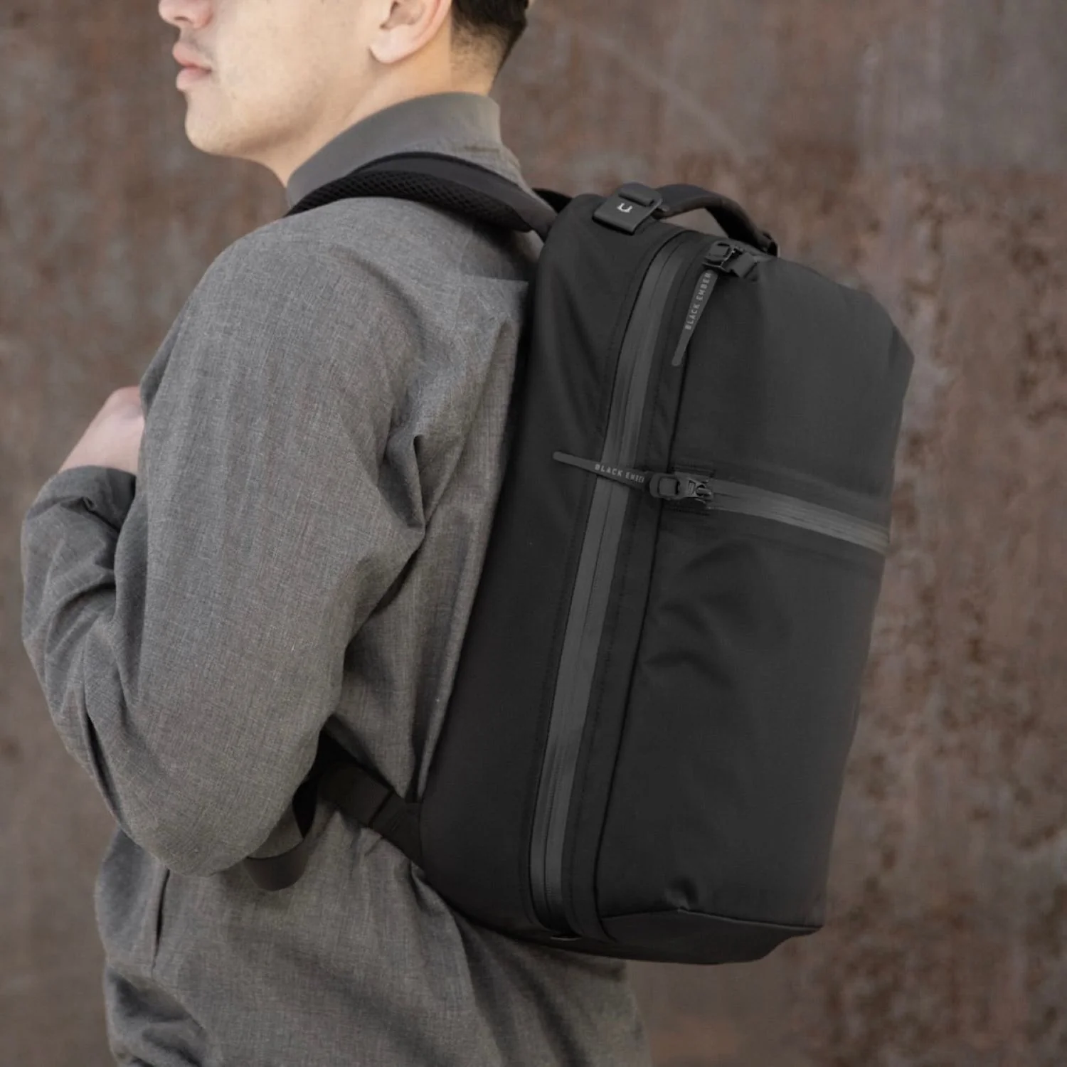 Black Ember Citadel 20 13” Laptop Backpack - Image 25