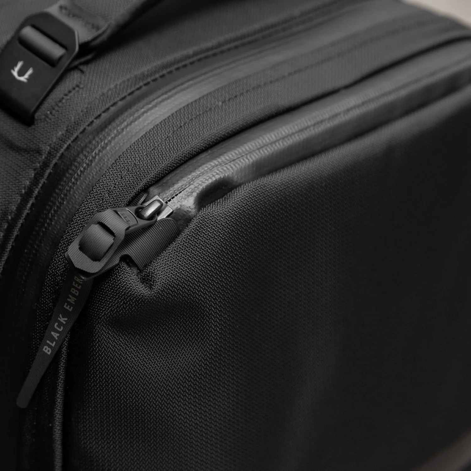 Black Ember Citadel 25 16” Laptop Backpack - Image 52