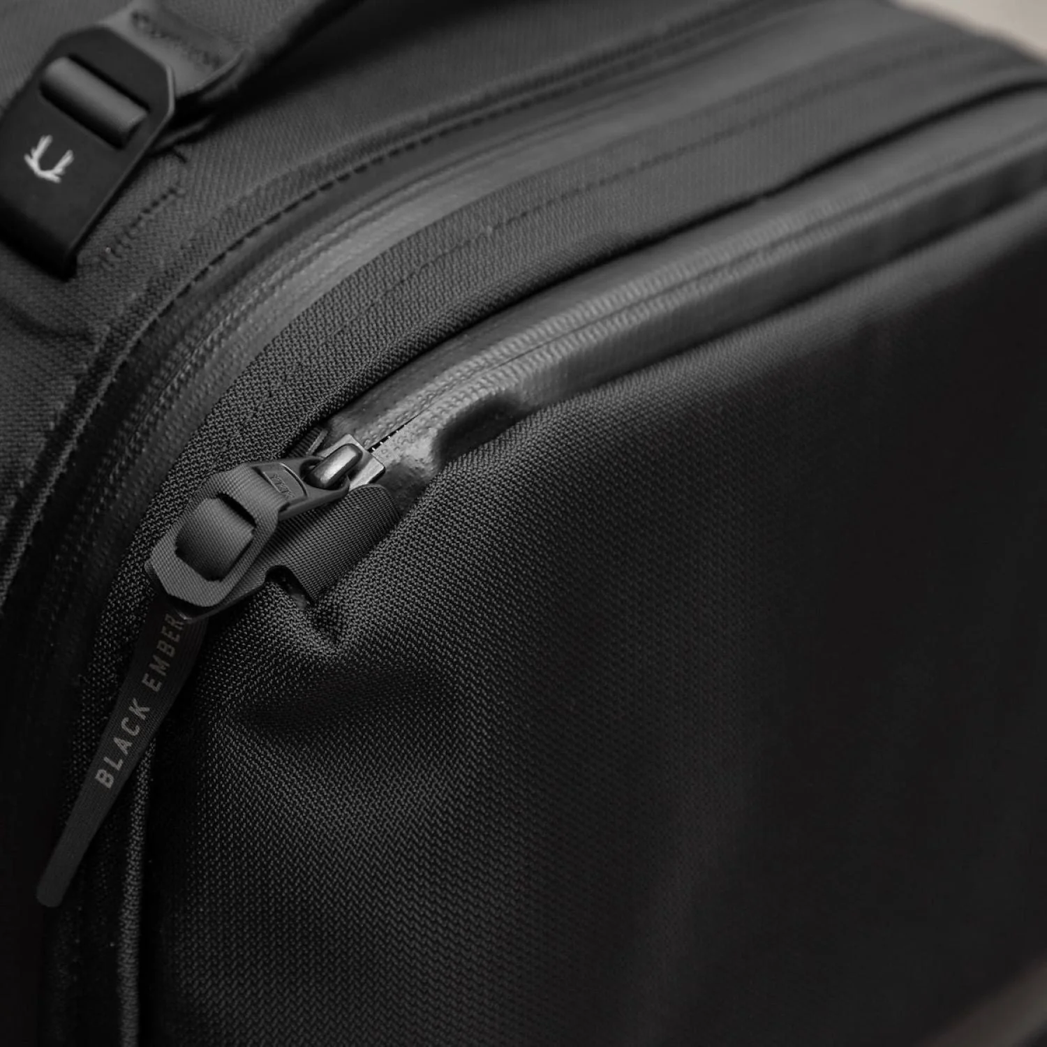 Black Ember Citadel 25 16” Laptop Backpack (SA) - Image 19