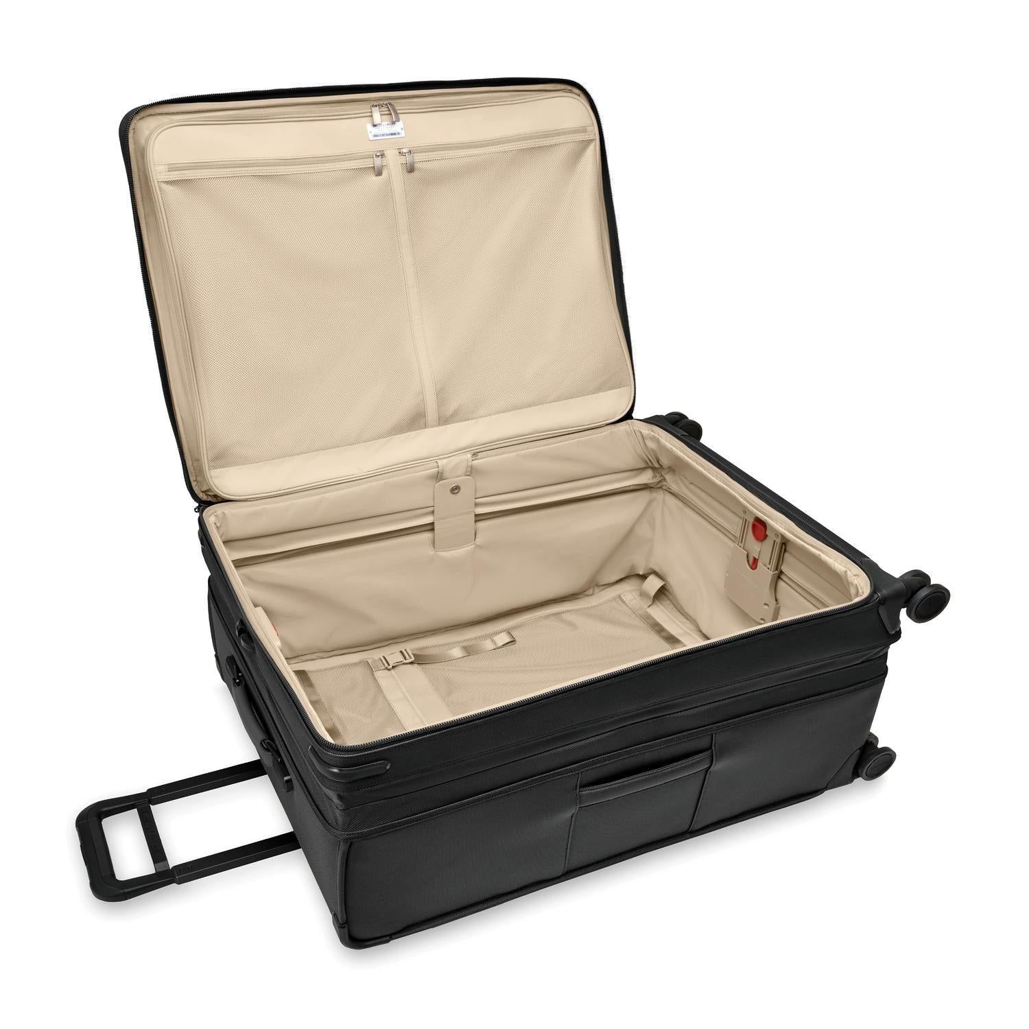 Briggs & Riley Baseline Extra Large Expandable Spinner - Image 3
