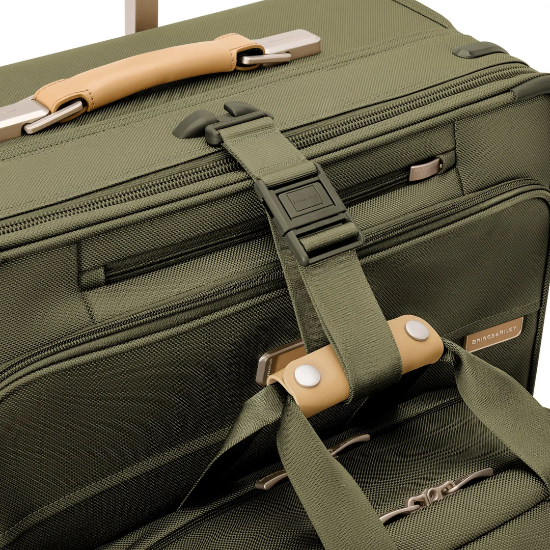 Briggs & Riley Baseline Medium Expandable Spinner - Image 42
