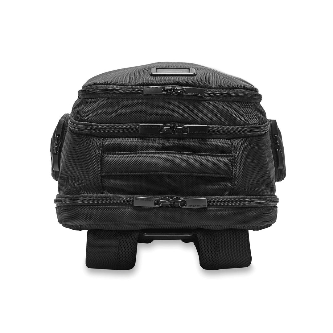 Briggs & Riley Baseline Traveler Backpack - Image 13