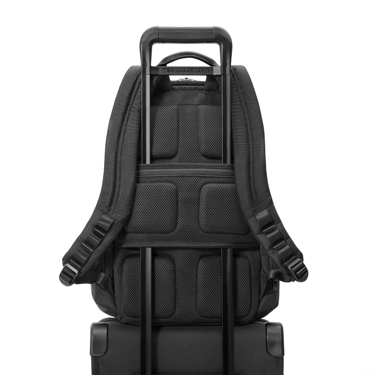 Briggs & Riley HTA Large Cargo Backpack - Image 6